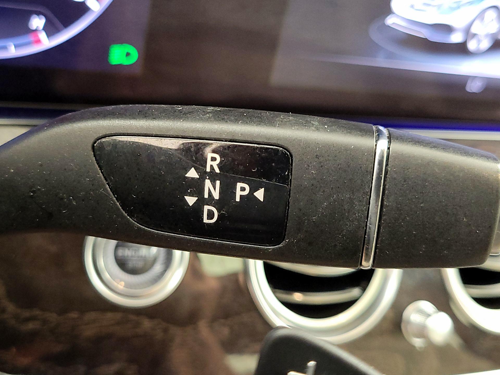 Thumbnail: 2020 Mercedes-Benz E-Class - 18