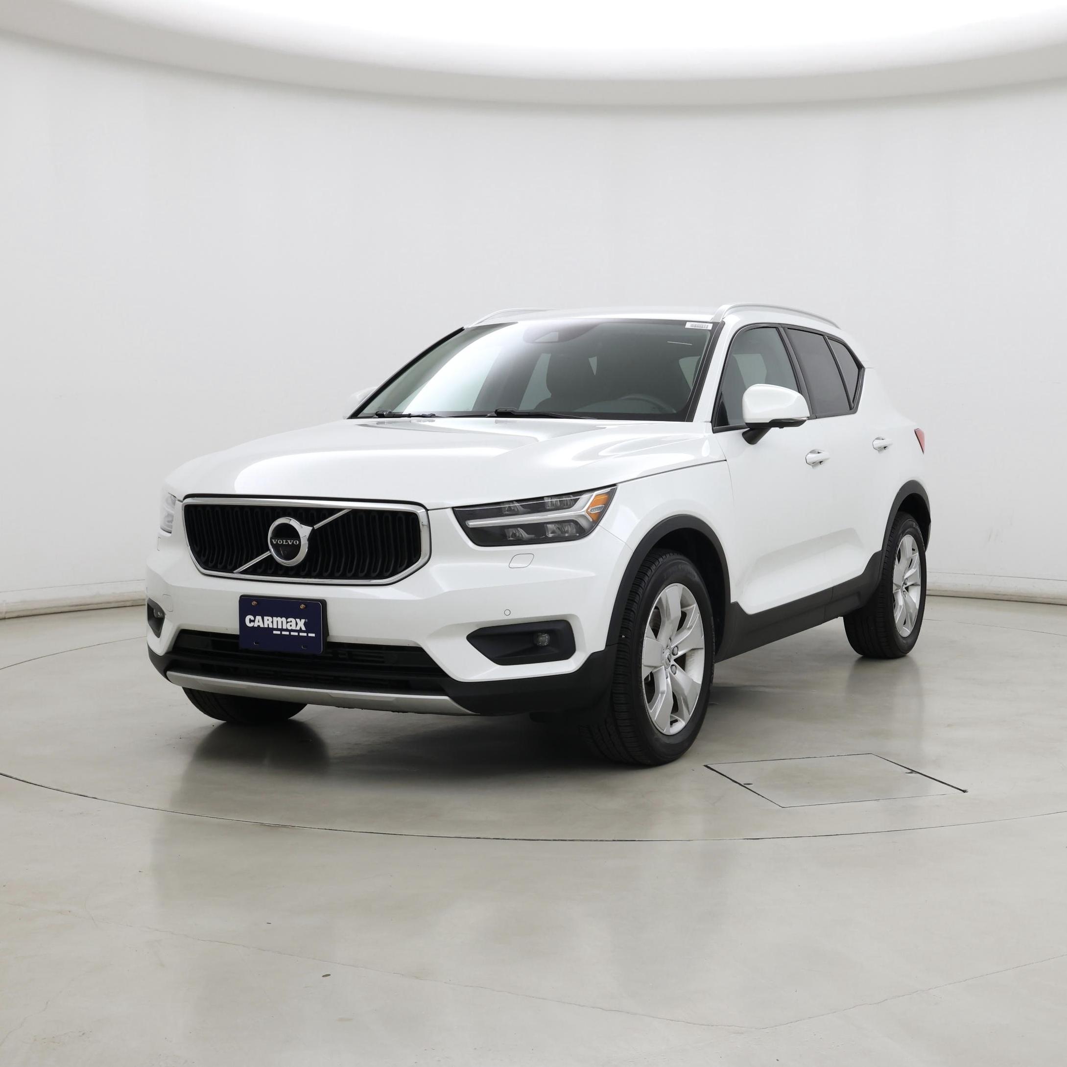 Thumbnail: 2021 Volvo XC40 - 4