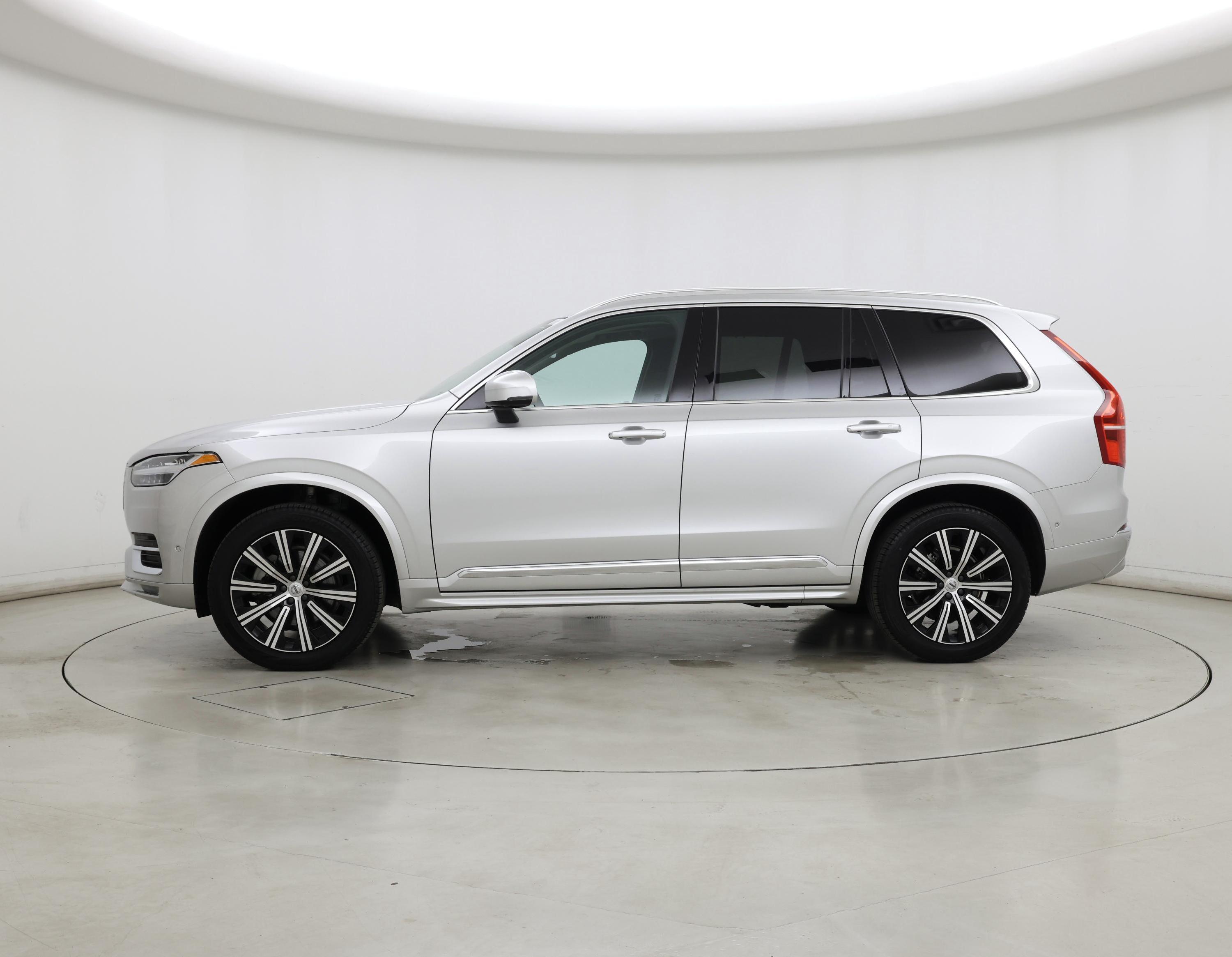 Thumbnail: 2022 Volvo XC90 - 3