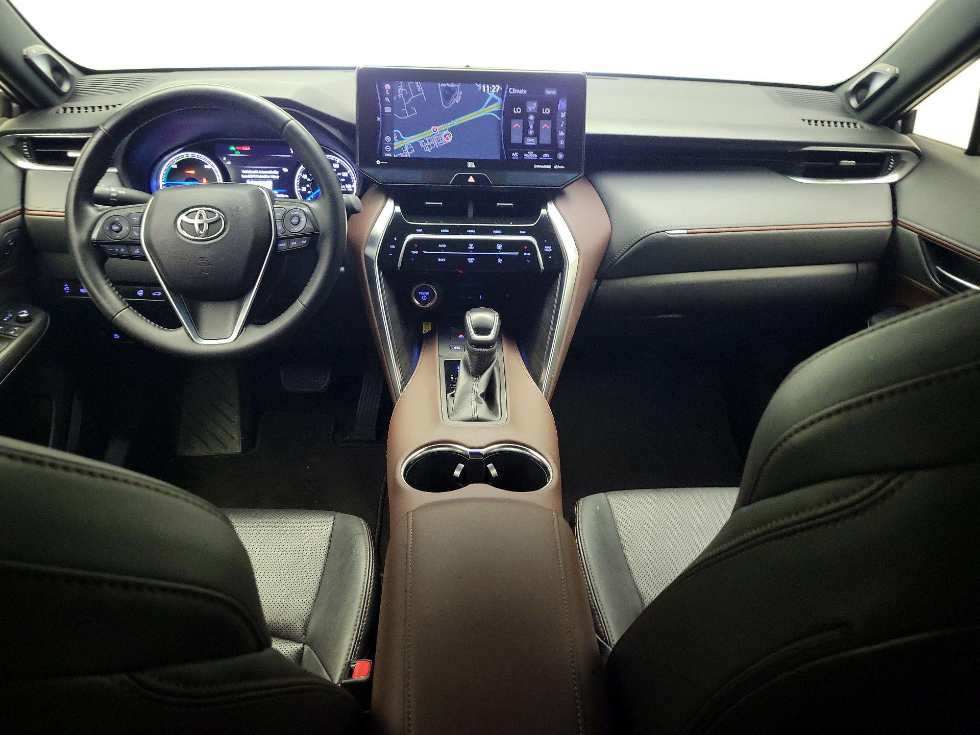 Thumbnail: 2021 Toyota Venza - 9