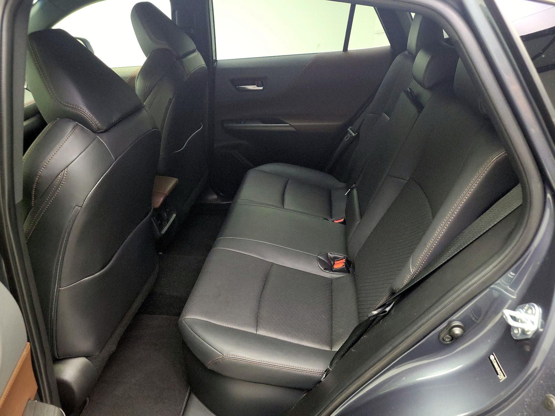 Thumbnail: 2021 Toyota Venza - 20