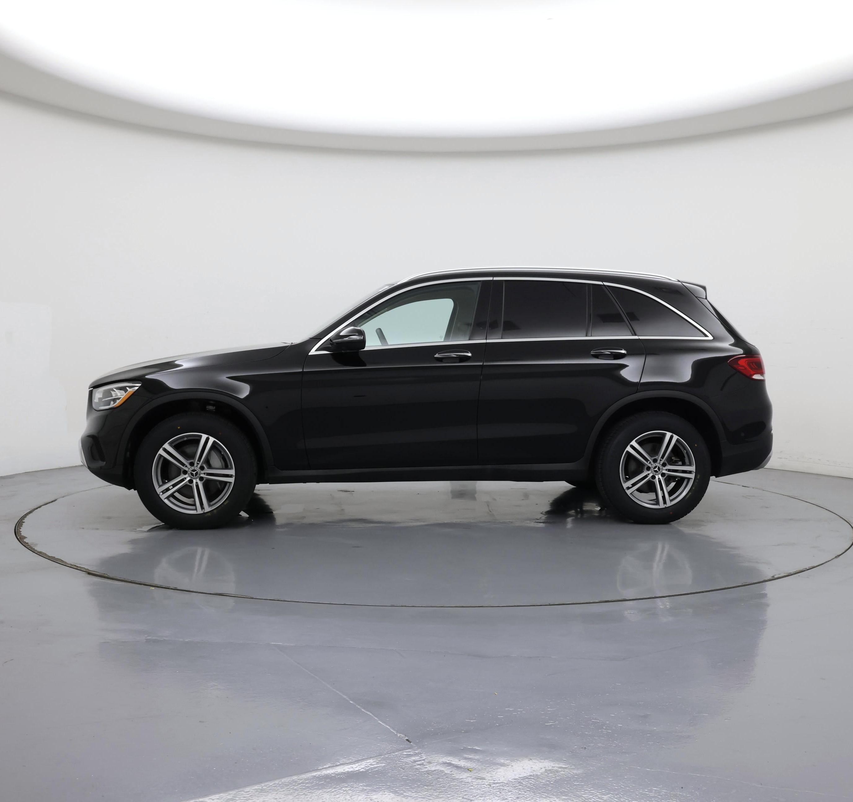 Thumbnail: 2022 Mercedes-Benz GLC - 3