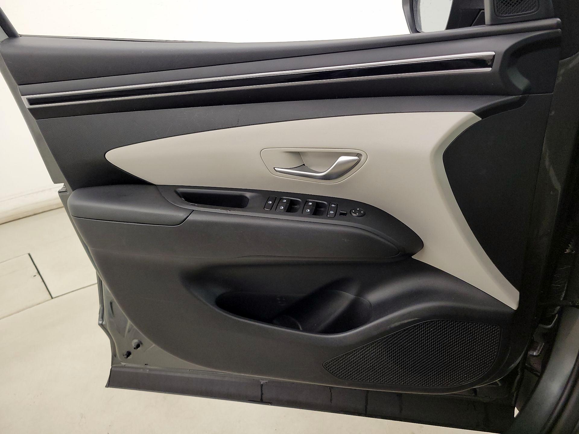 Thumbnail: 2022 Hyundai Tucson - 12