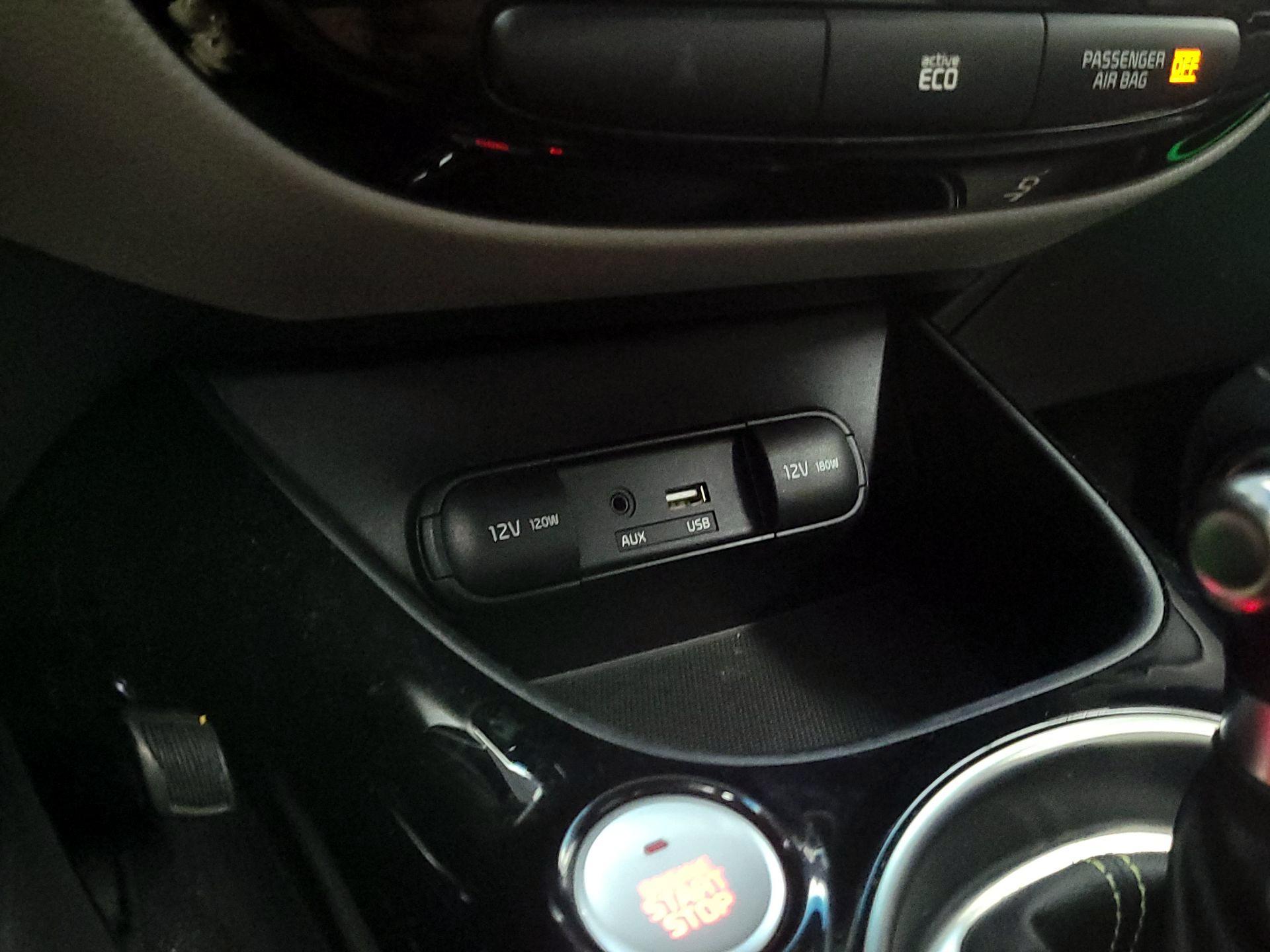Thumbnail: 2015 Kia Soul - 19