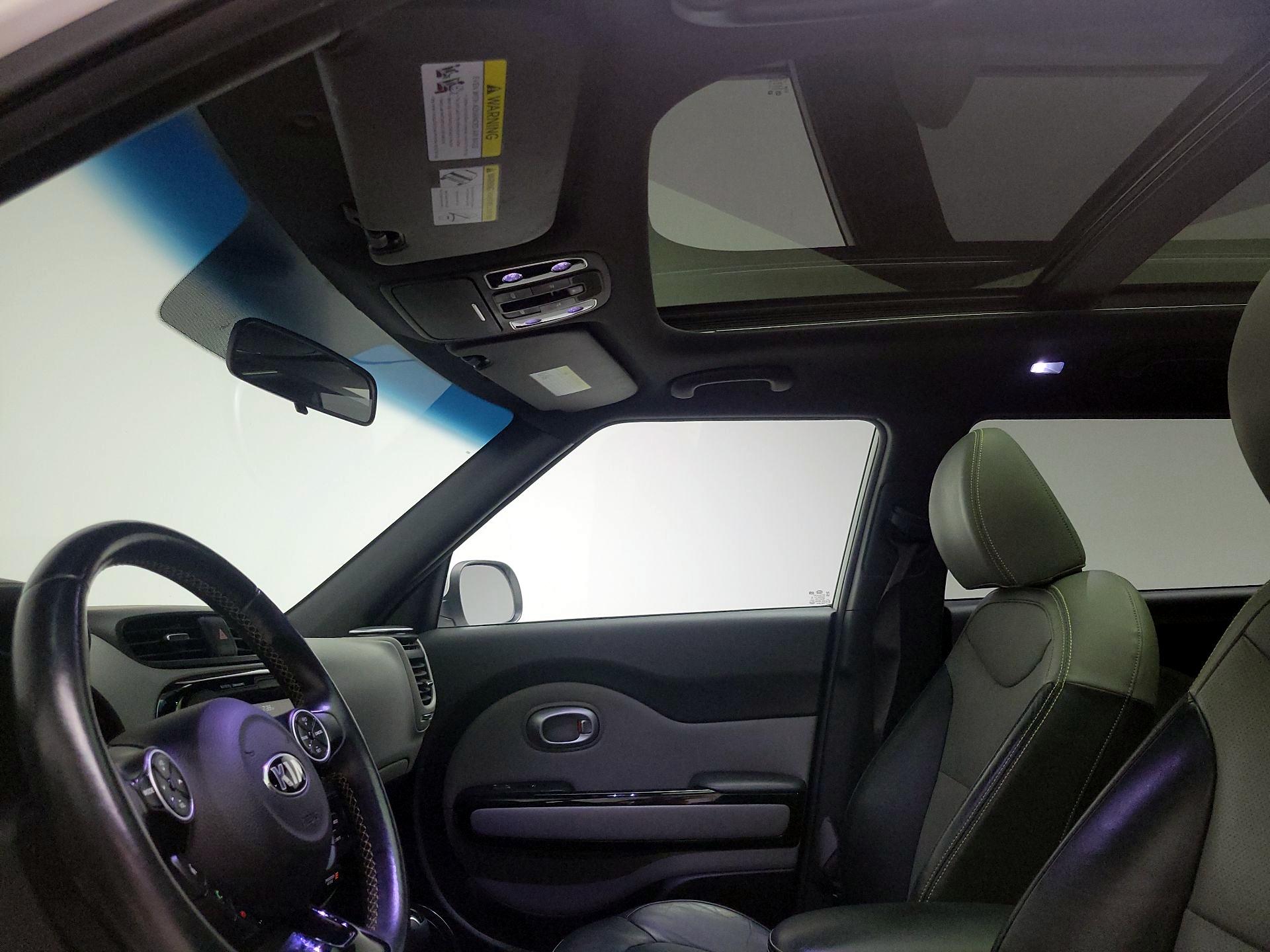 Thumbnail: 2015 Kia Soul - 20