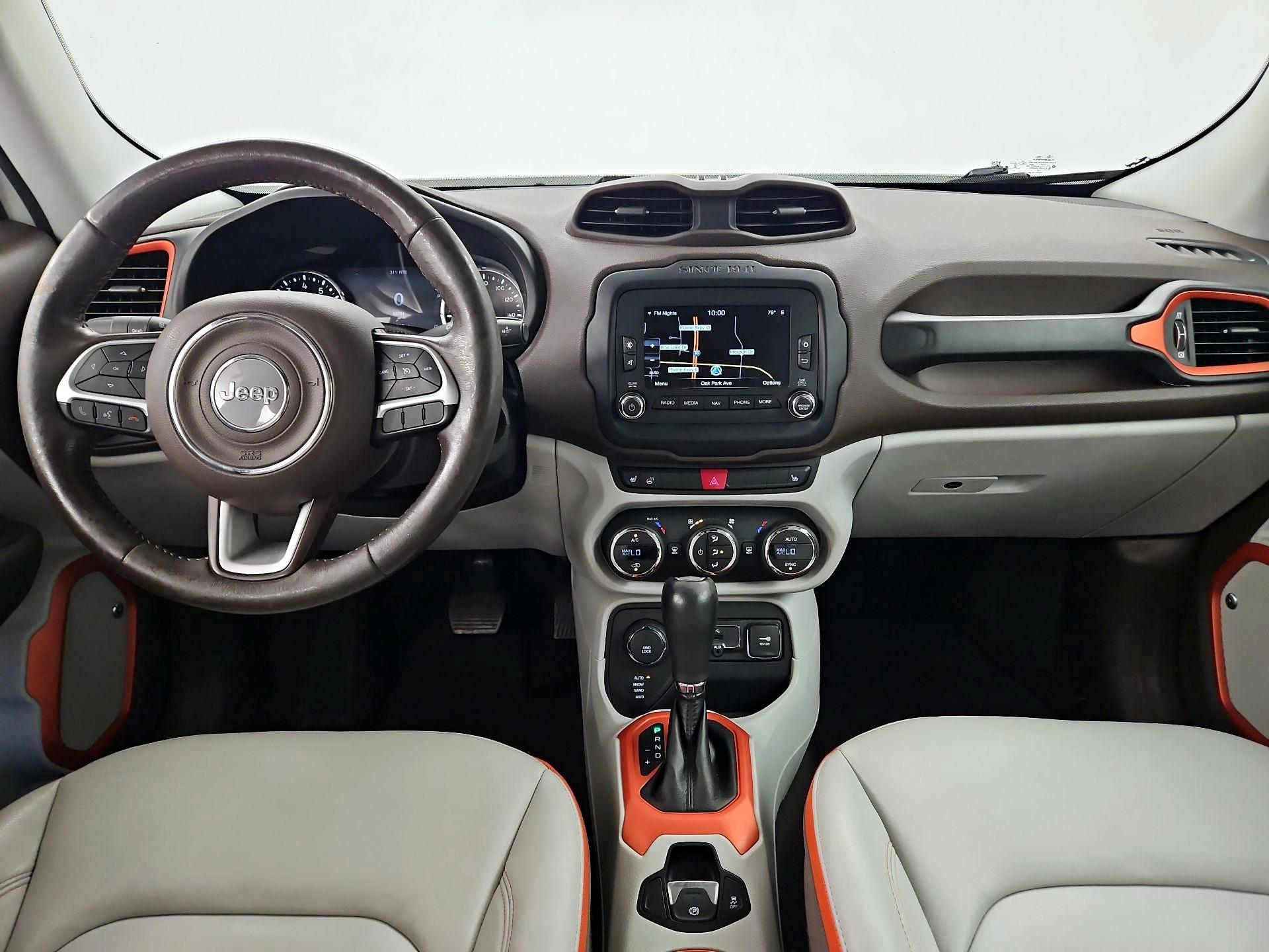 Thumbnail: 2016 Jeep Renegade - 9