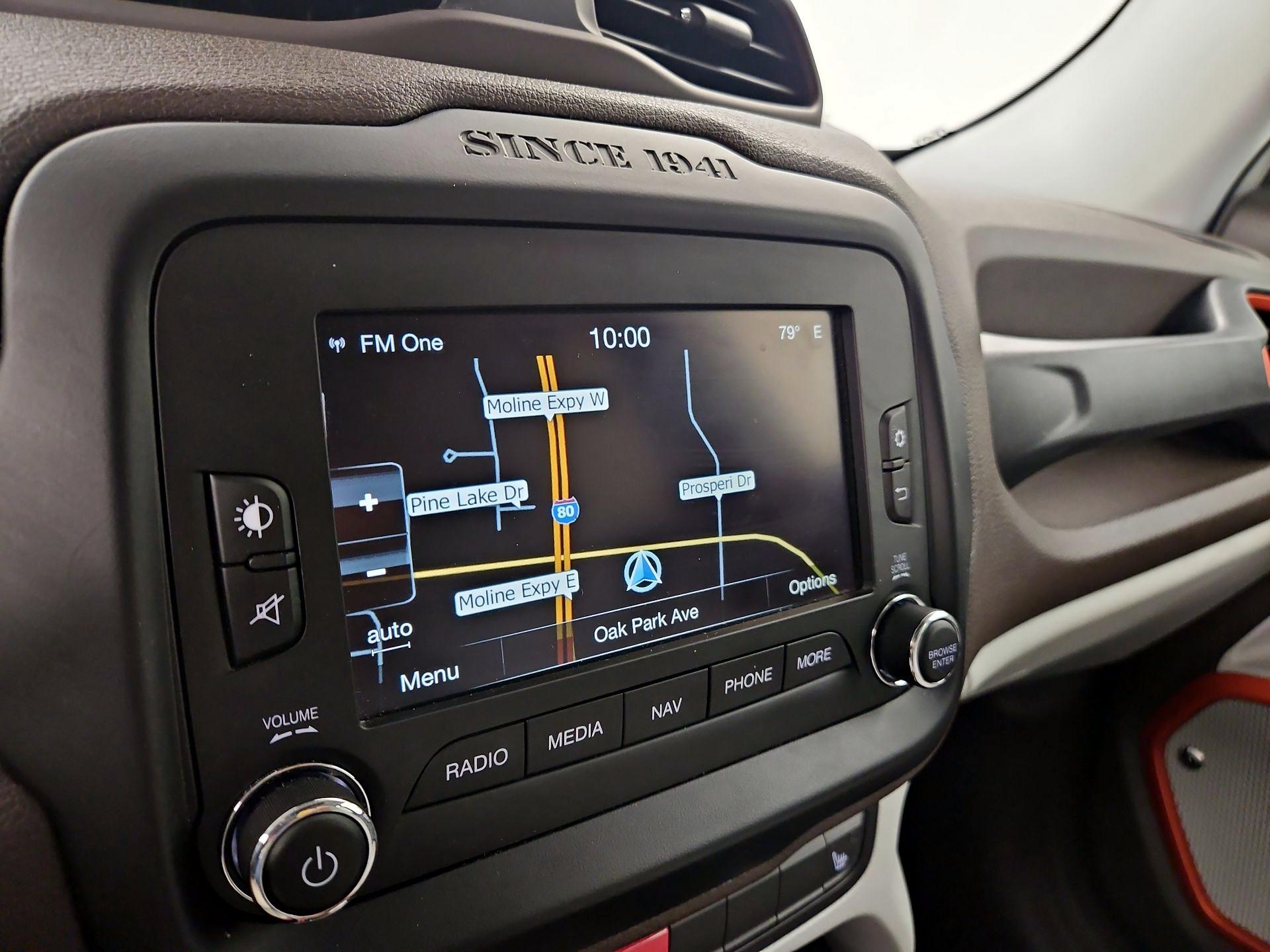 Thumbnail: 2016 Jeep Renegade - 14