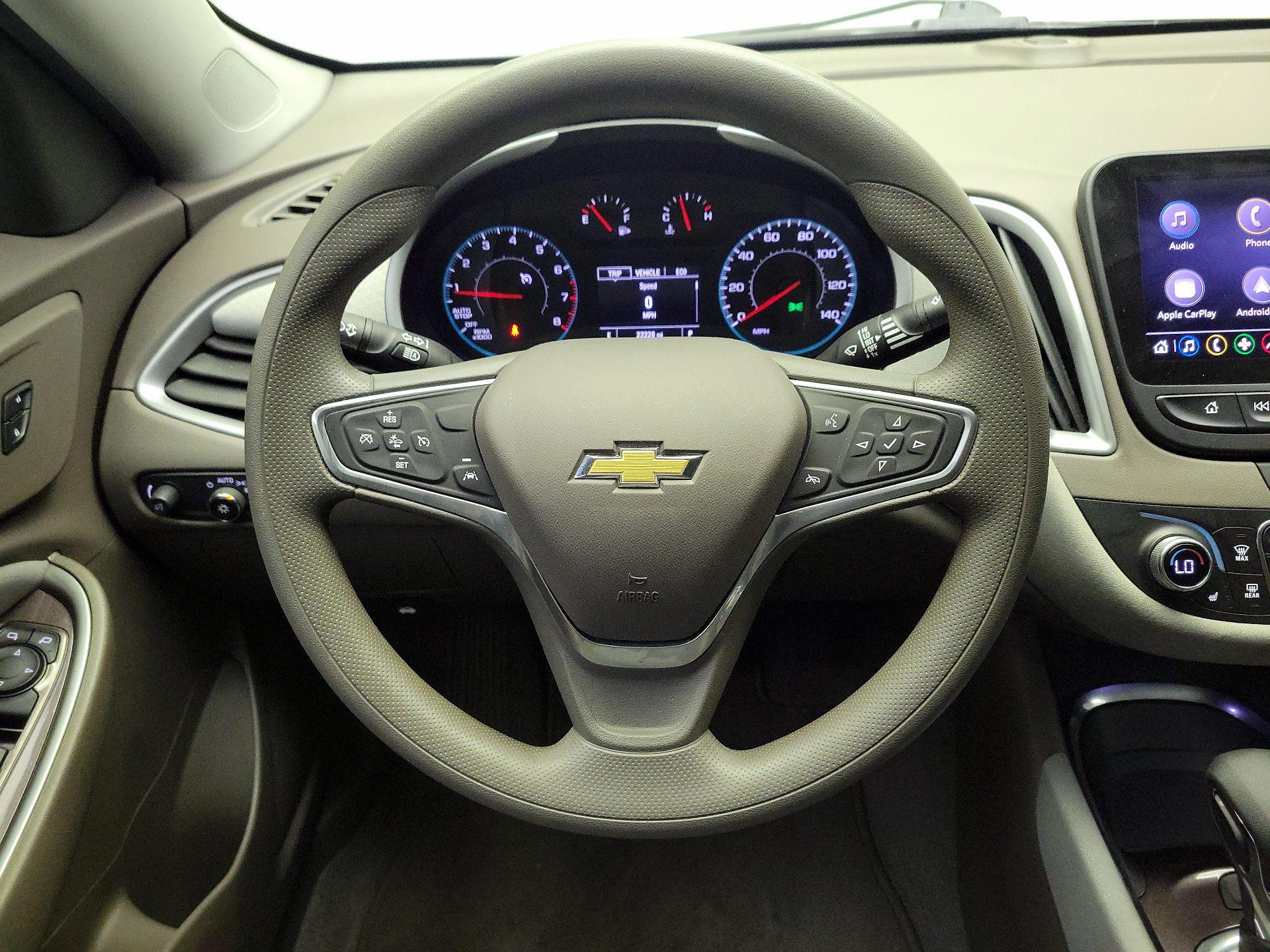 Thumbnail: 2023 Chevrolet Malibu - 10