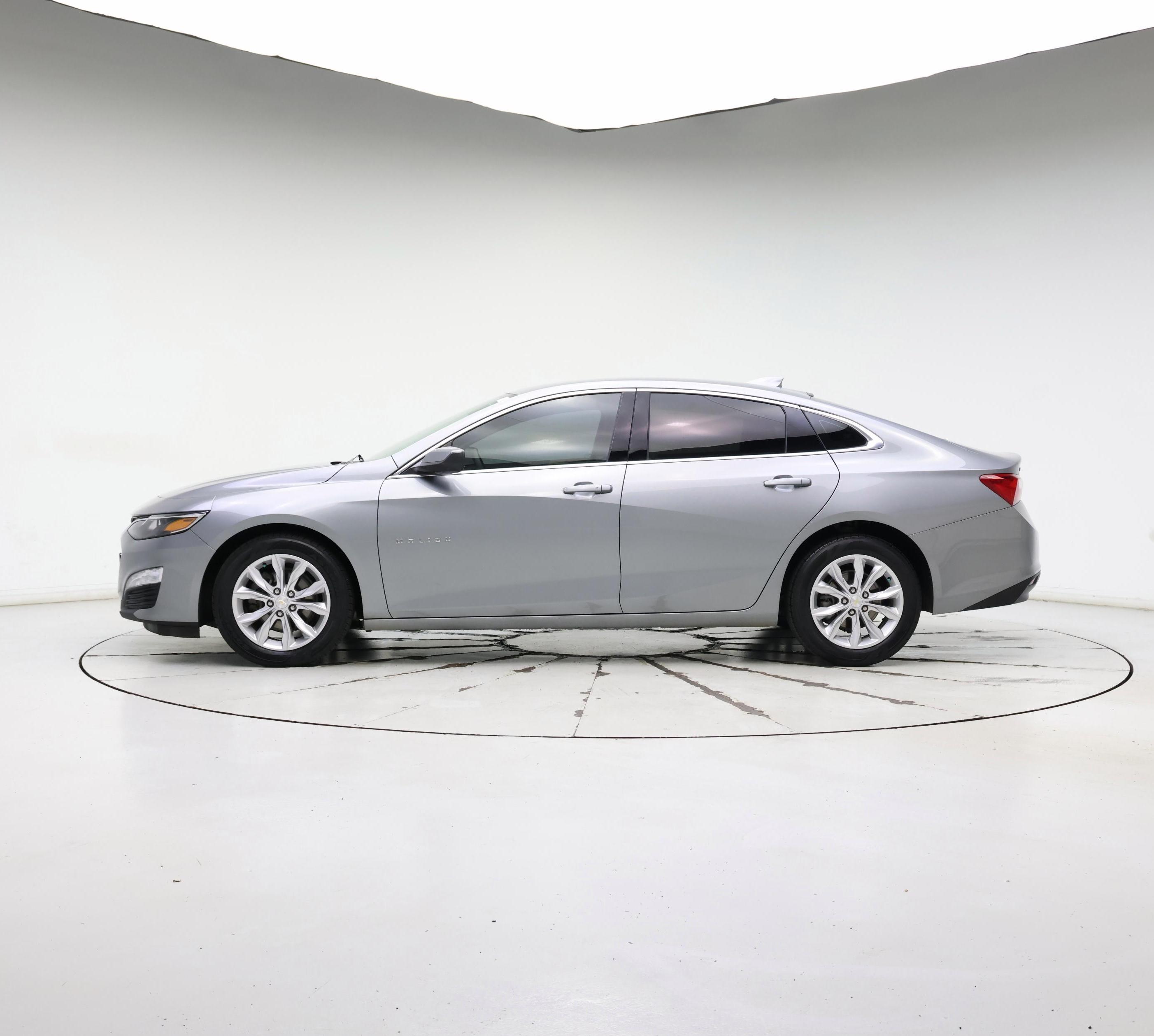 Thumbnail: 2023 Chevrolet Malibu - 3