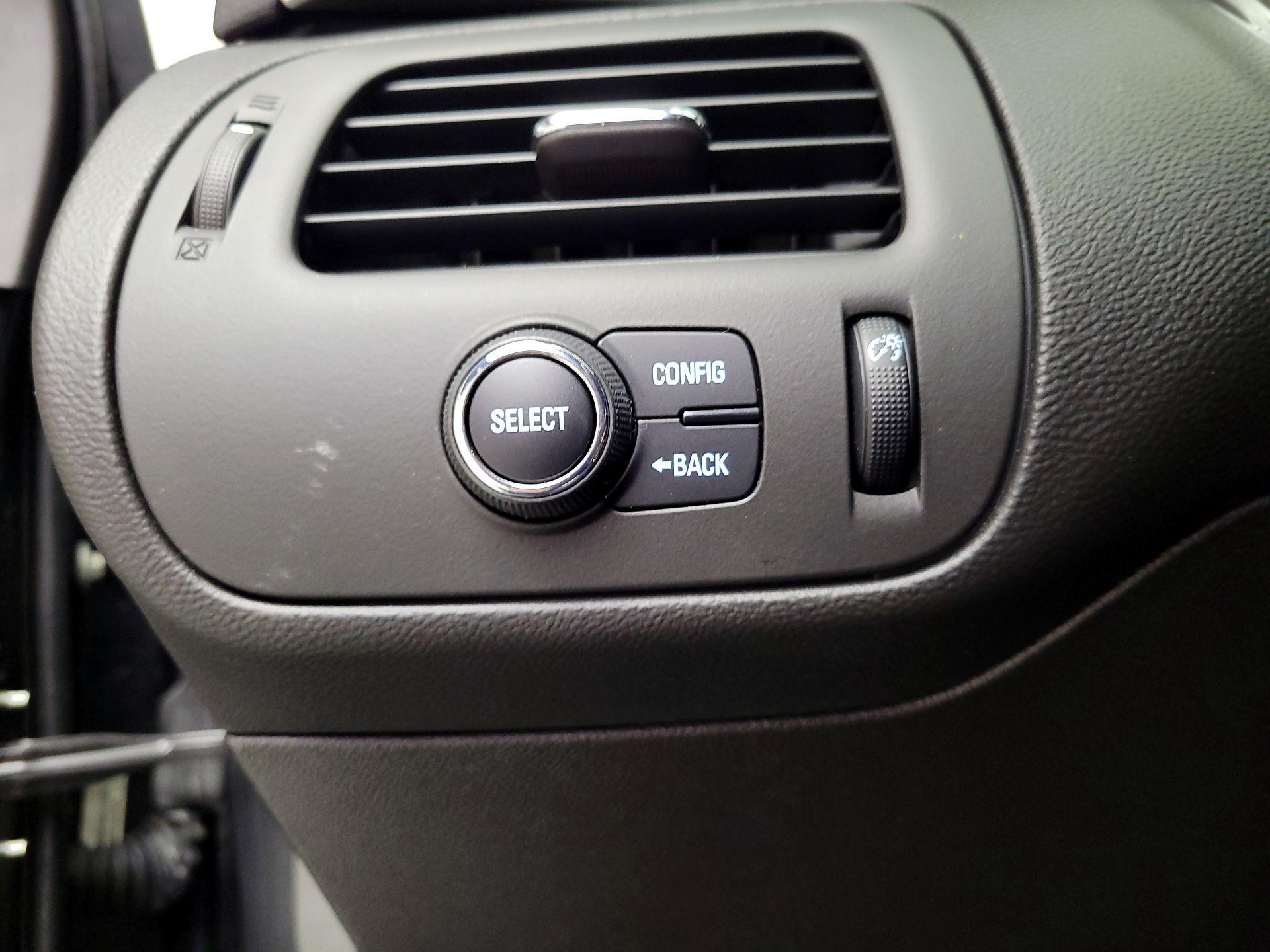 Thumbnail: 2014 Chevrolet Volt - 13