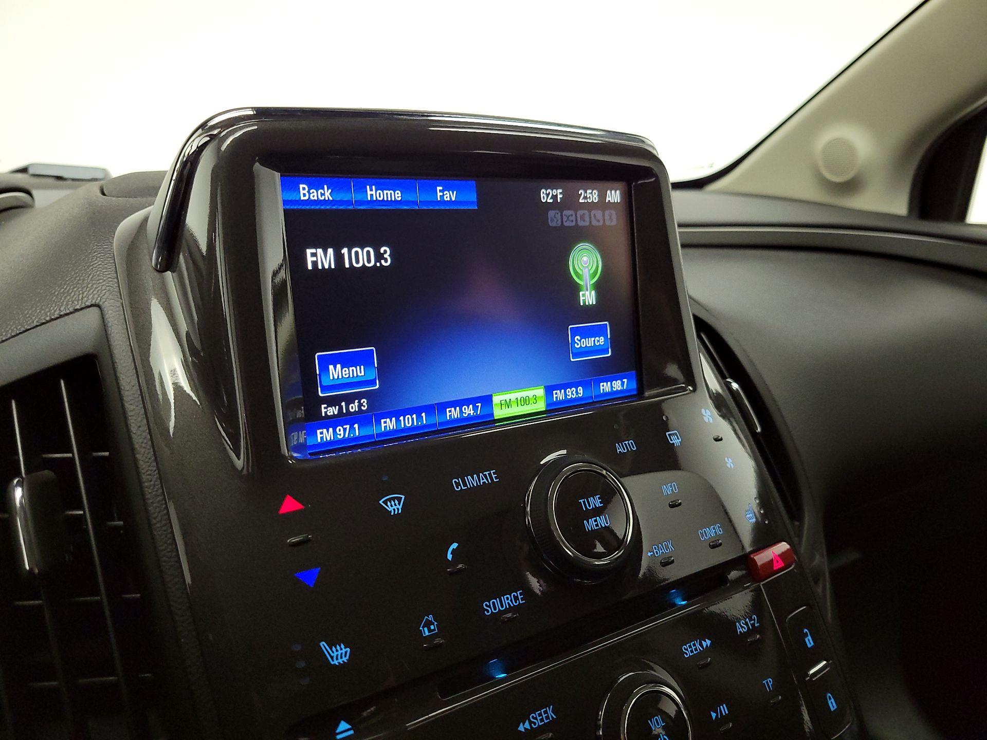 Thumbnail: 2014 Chevrolet Volt - 16