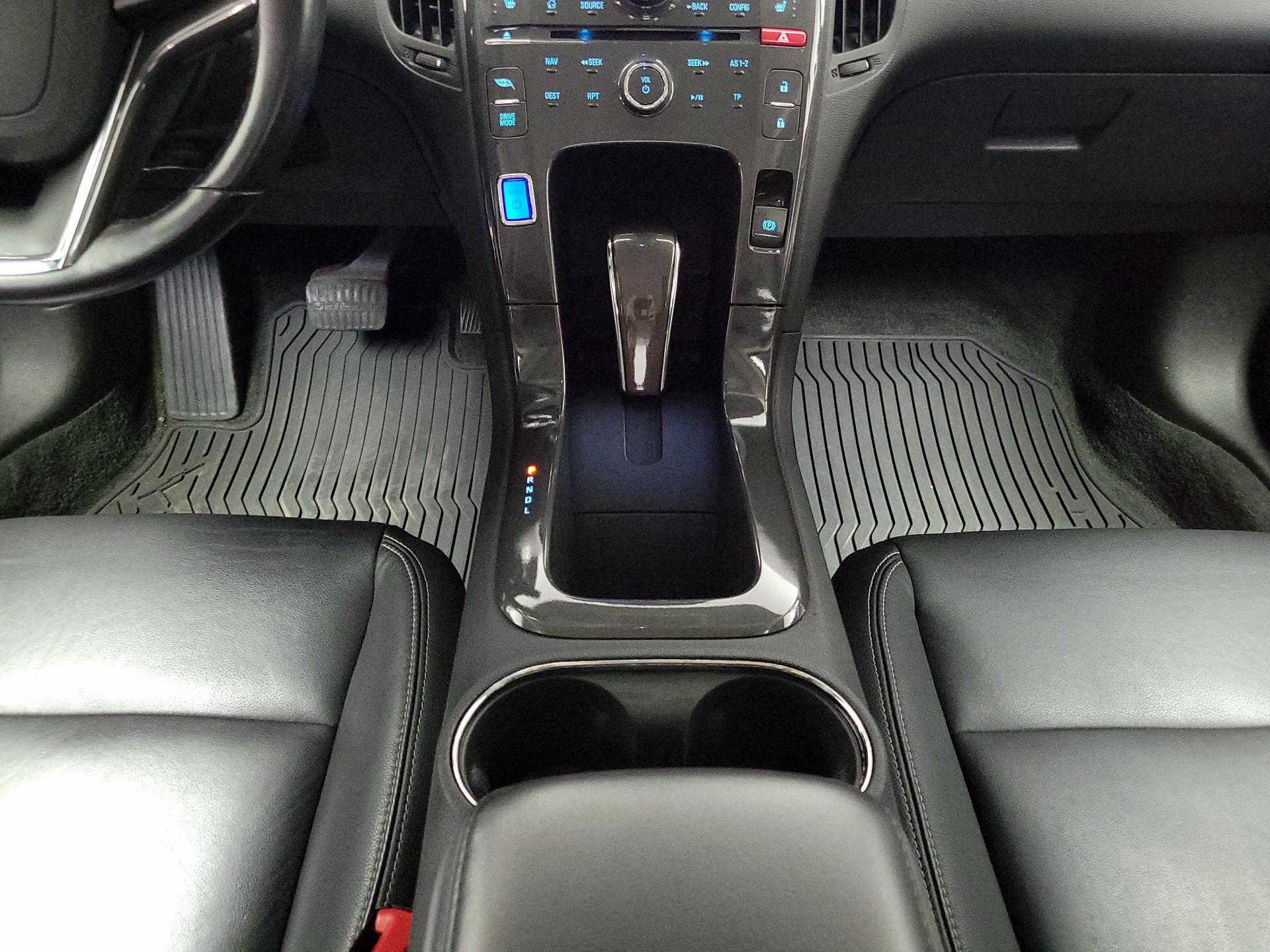 Thumbnail: 2014 Chevrolet Volt - 18