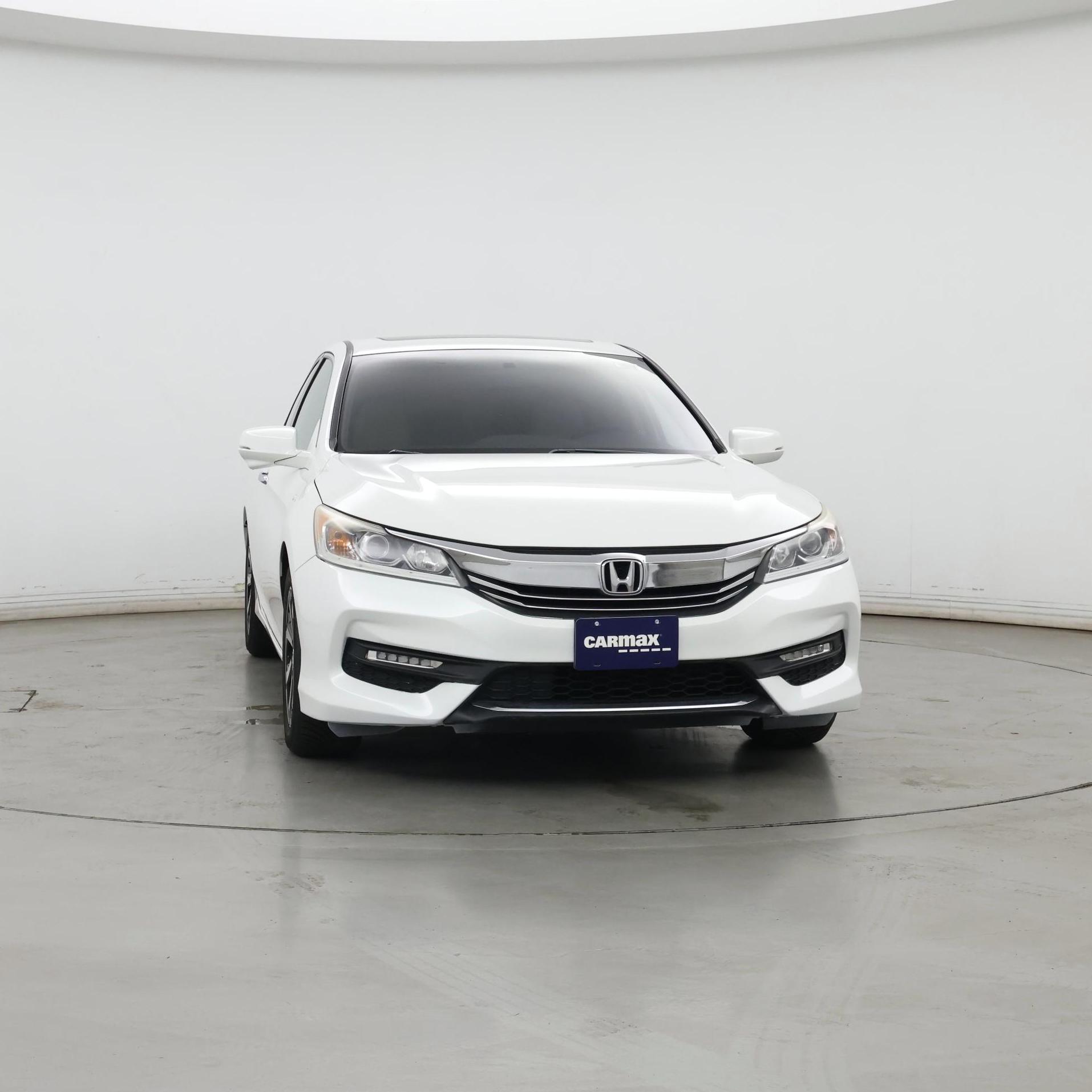 Thumbnail: 2017 Honda Accord - 5