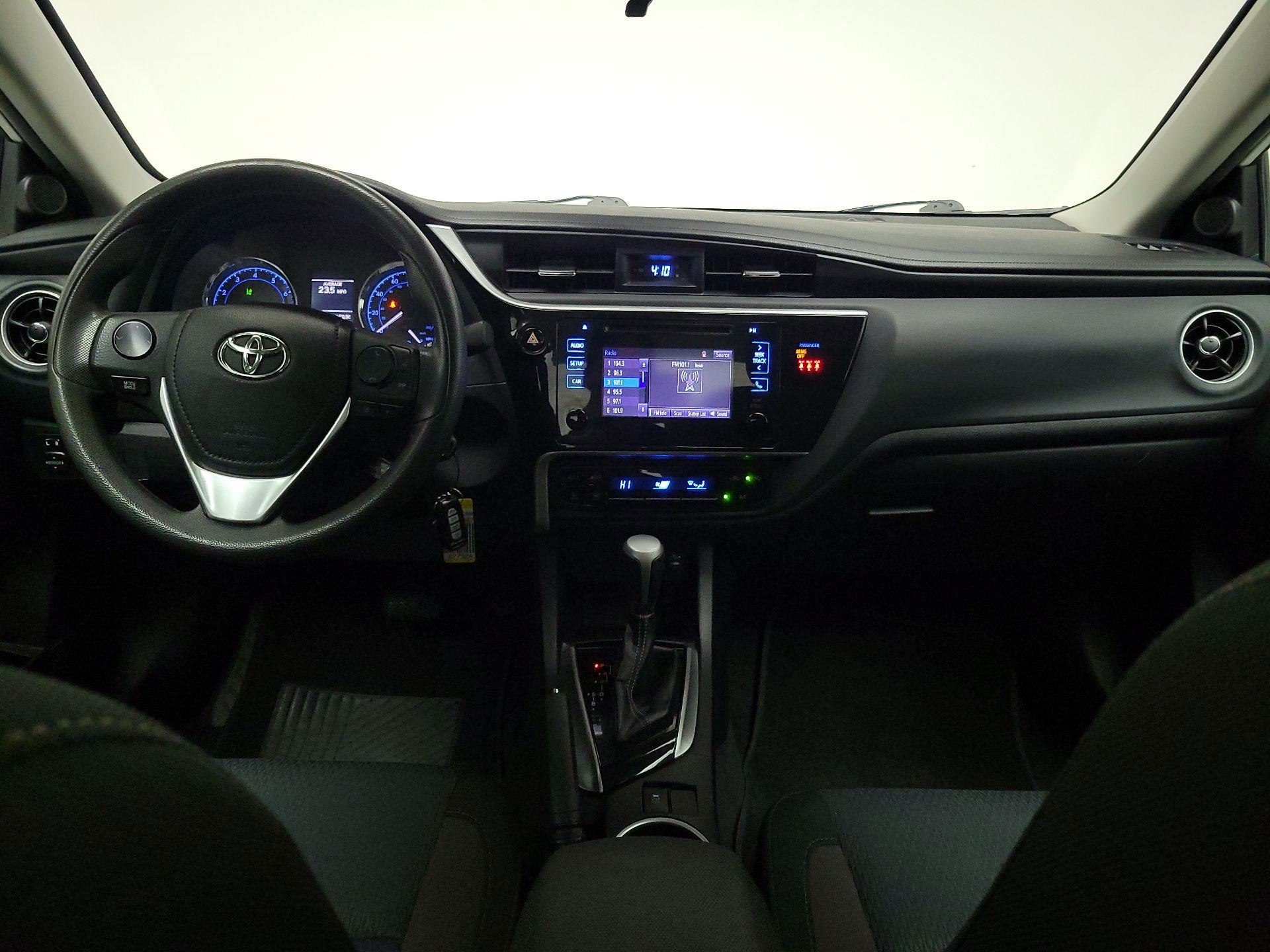 Thumbnail: 2018 Toyota Corolla - 9