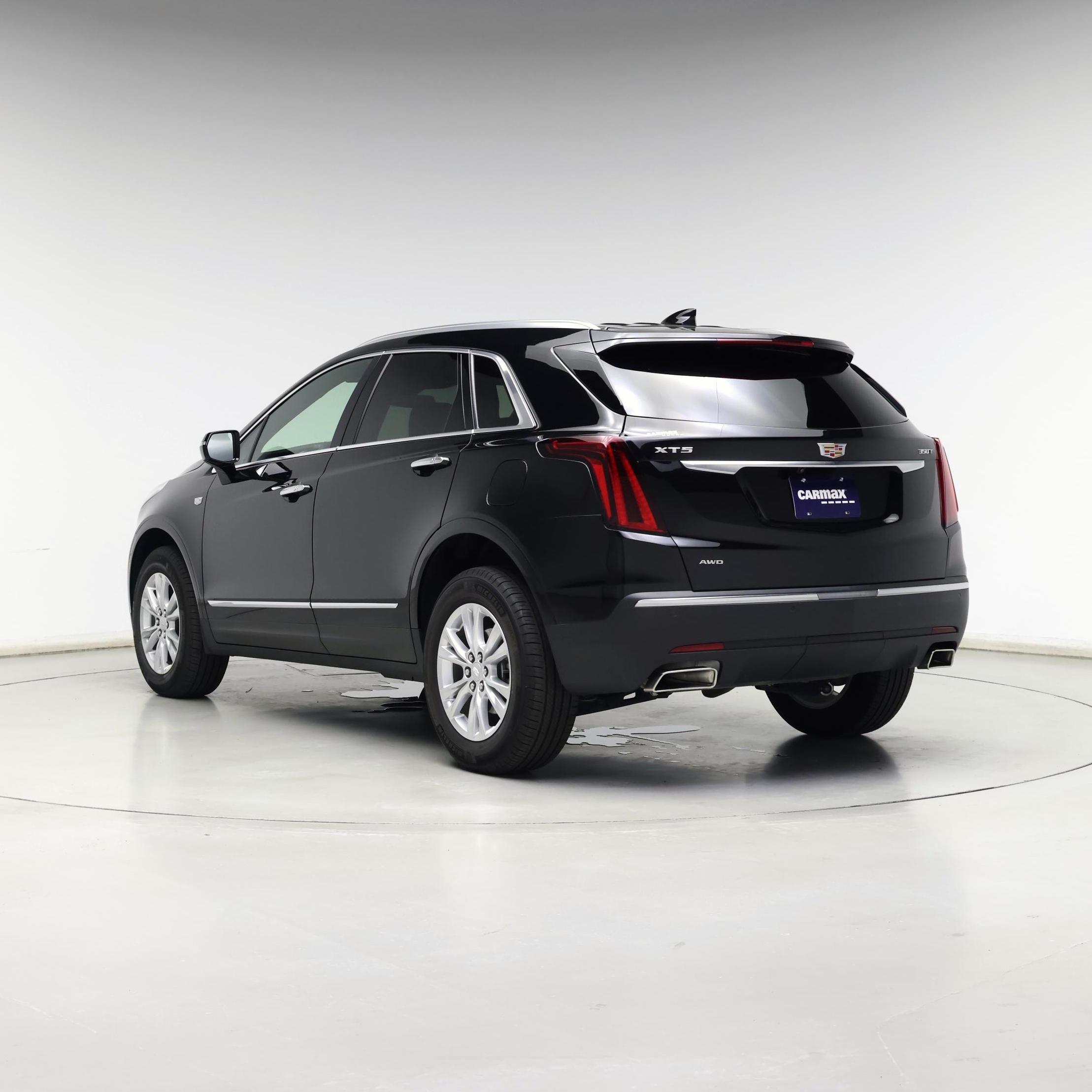 Thumbnail: 2024 Cadillac XT5 - 2