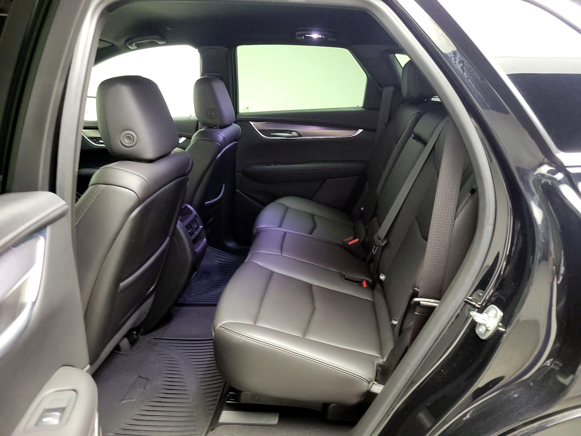 Thumbnail: 2024 Cadillac XT5 - 19