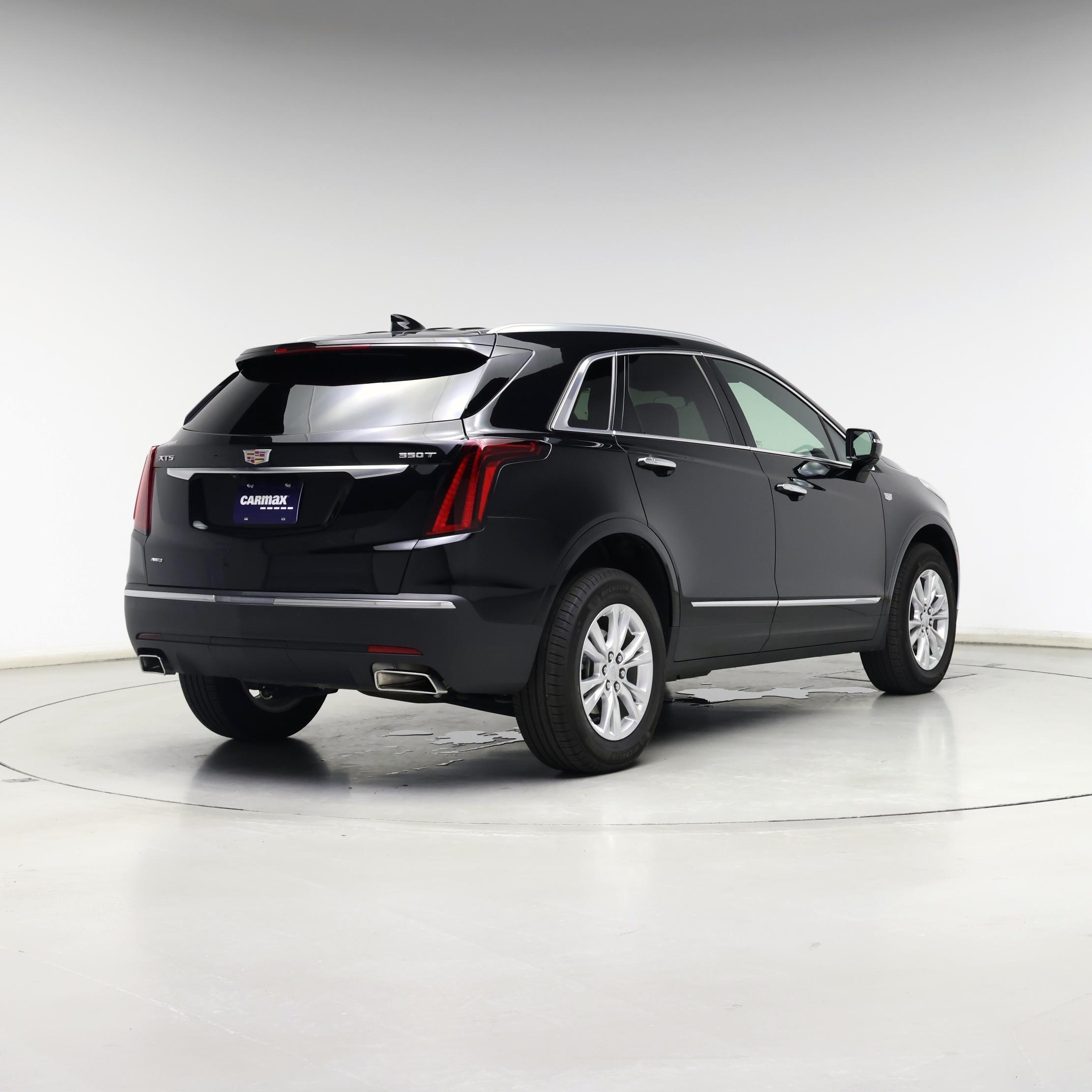 Thumbnail: 2024 Cadillac XT5 - 8