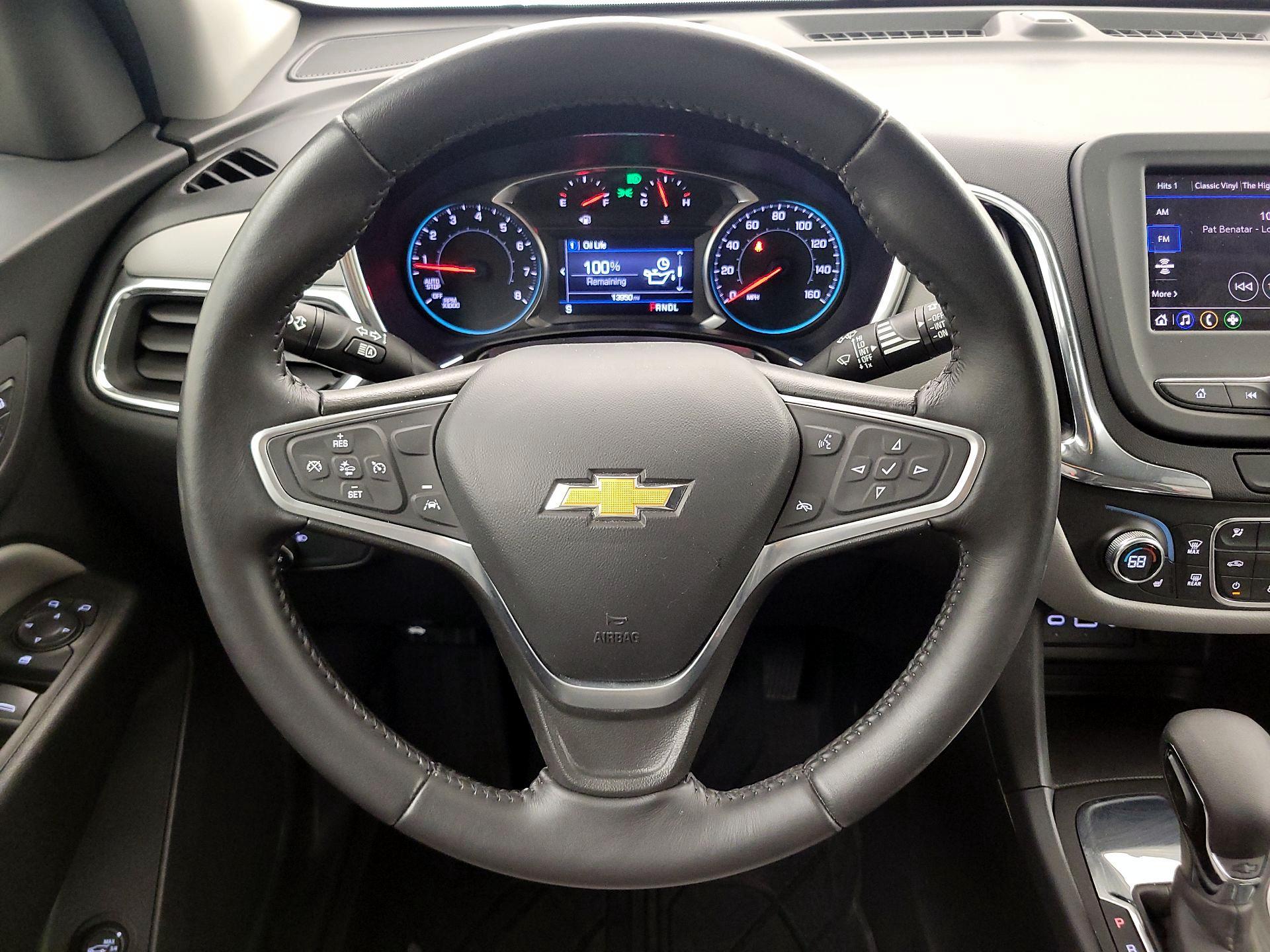 Thumbnail: 2022 Chevrolet Equinox - 10