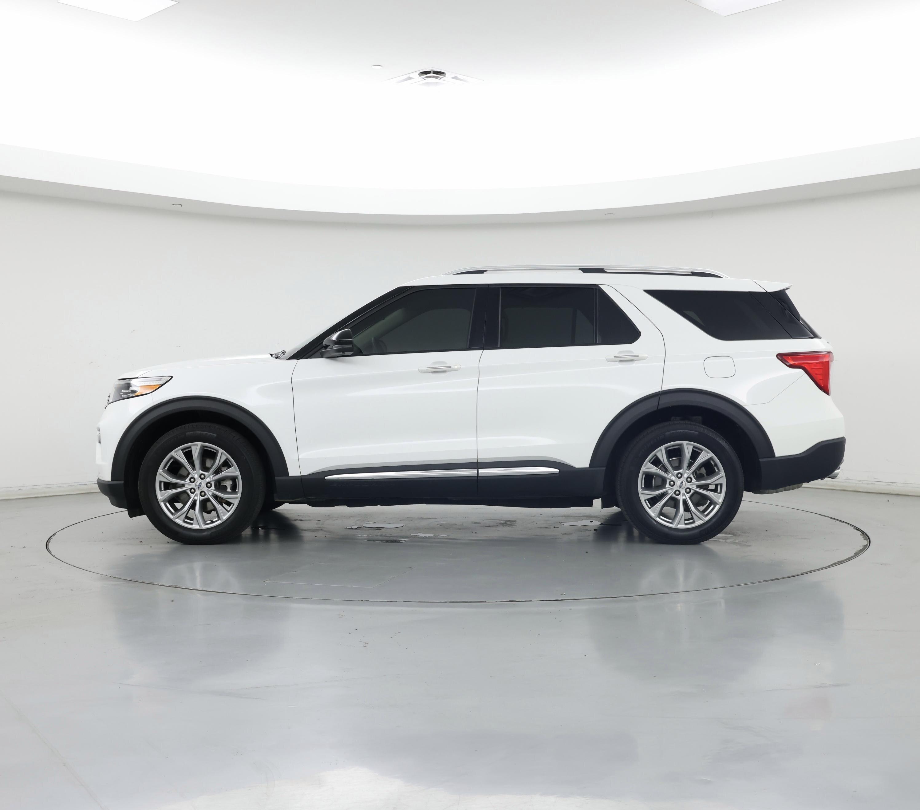 Thumbnail: 2020 Ford Explorer - 3