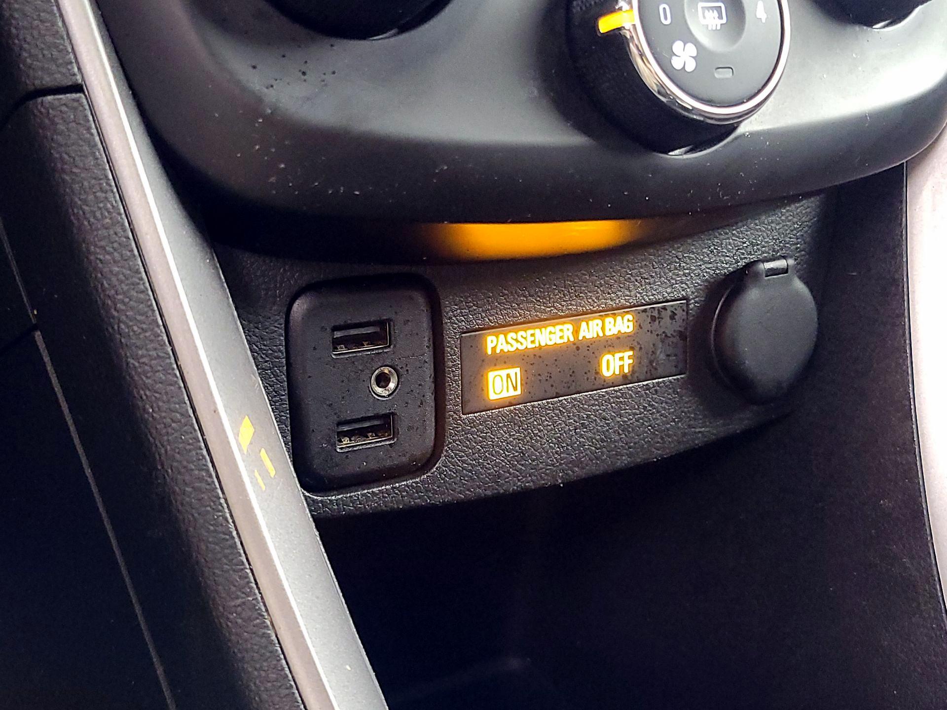 Thumbnail: 2020 Chevrolet Trax - 18