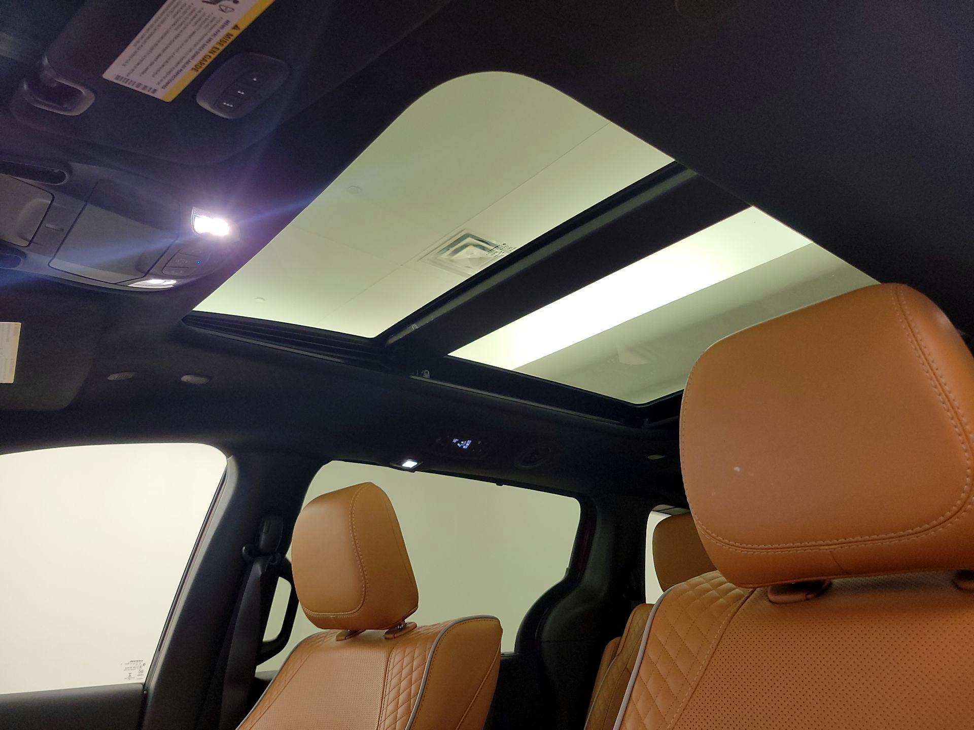 Thumbnail: 2022 Chrysler Pacifica - 20