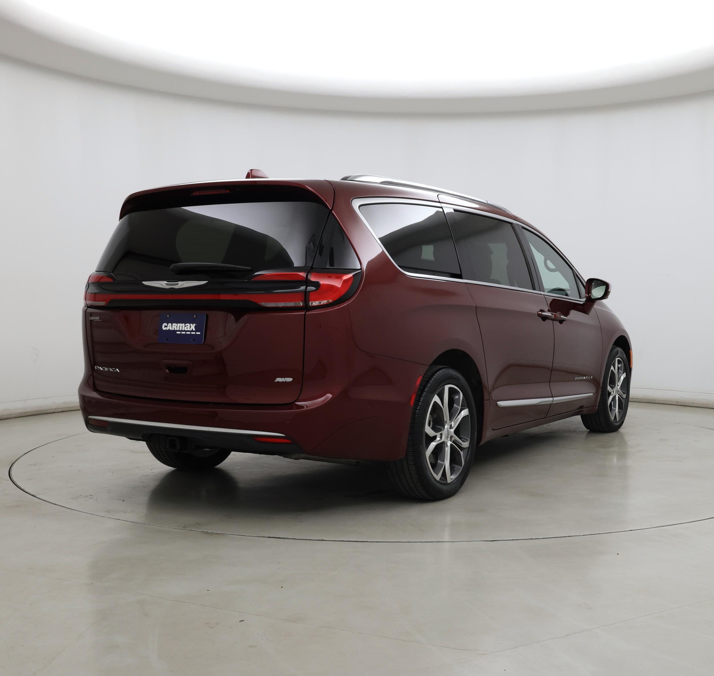Thumbnail: 2022 Chrysler Pacifica - 8