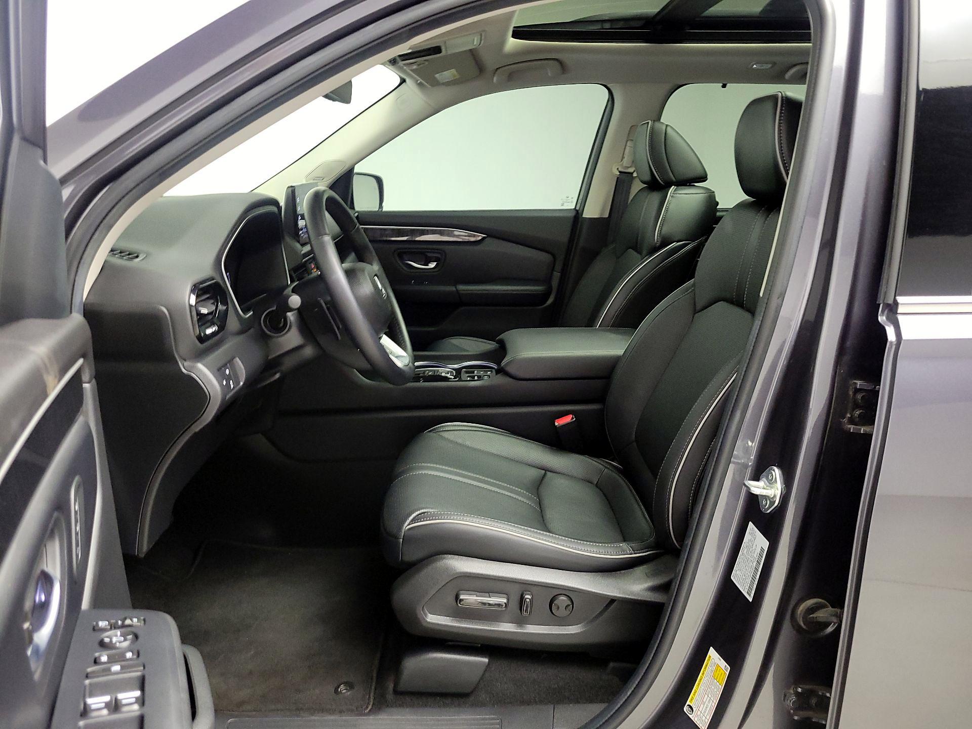 Thumbnail: 2023 Honda Pilot - 11