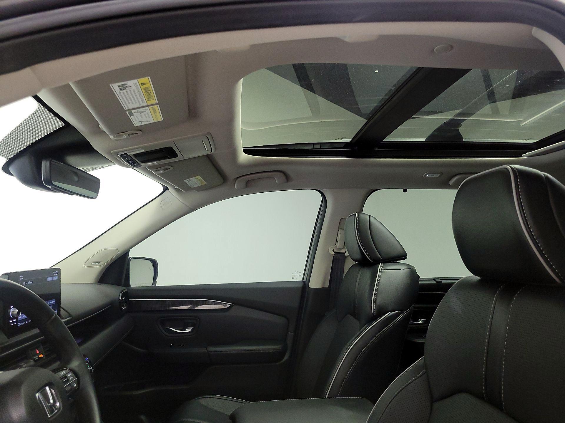 Thumbnail: 2023 Honda Pilot - 20