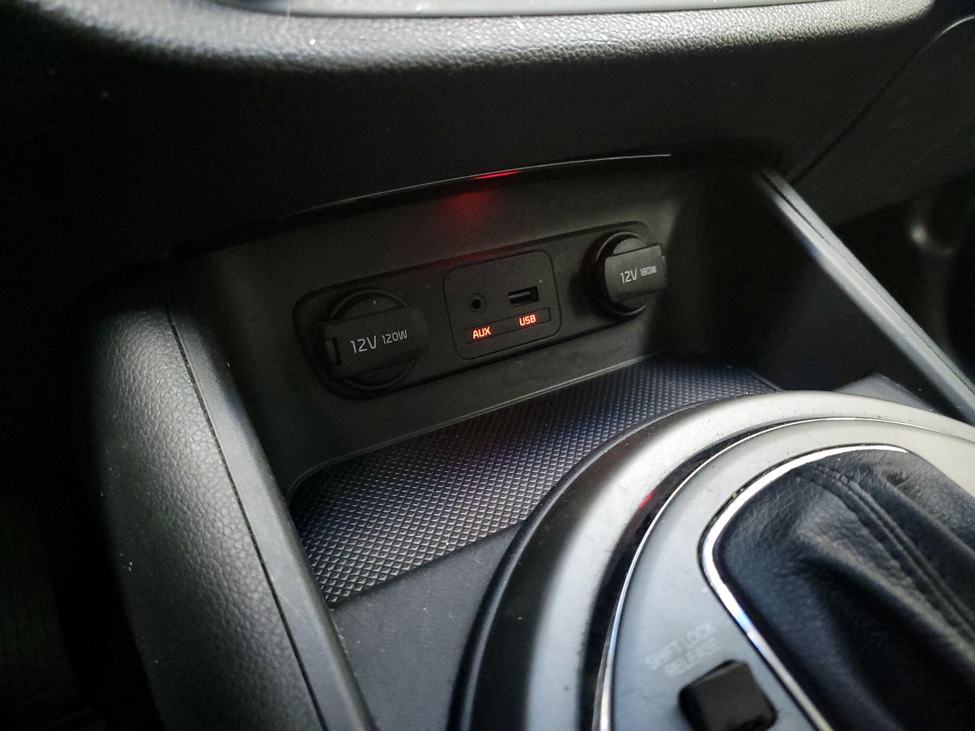 Thumbnail: 2014 Kia Sportage - 17