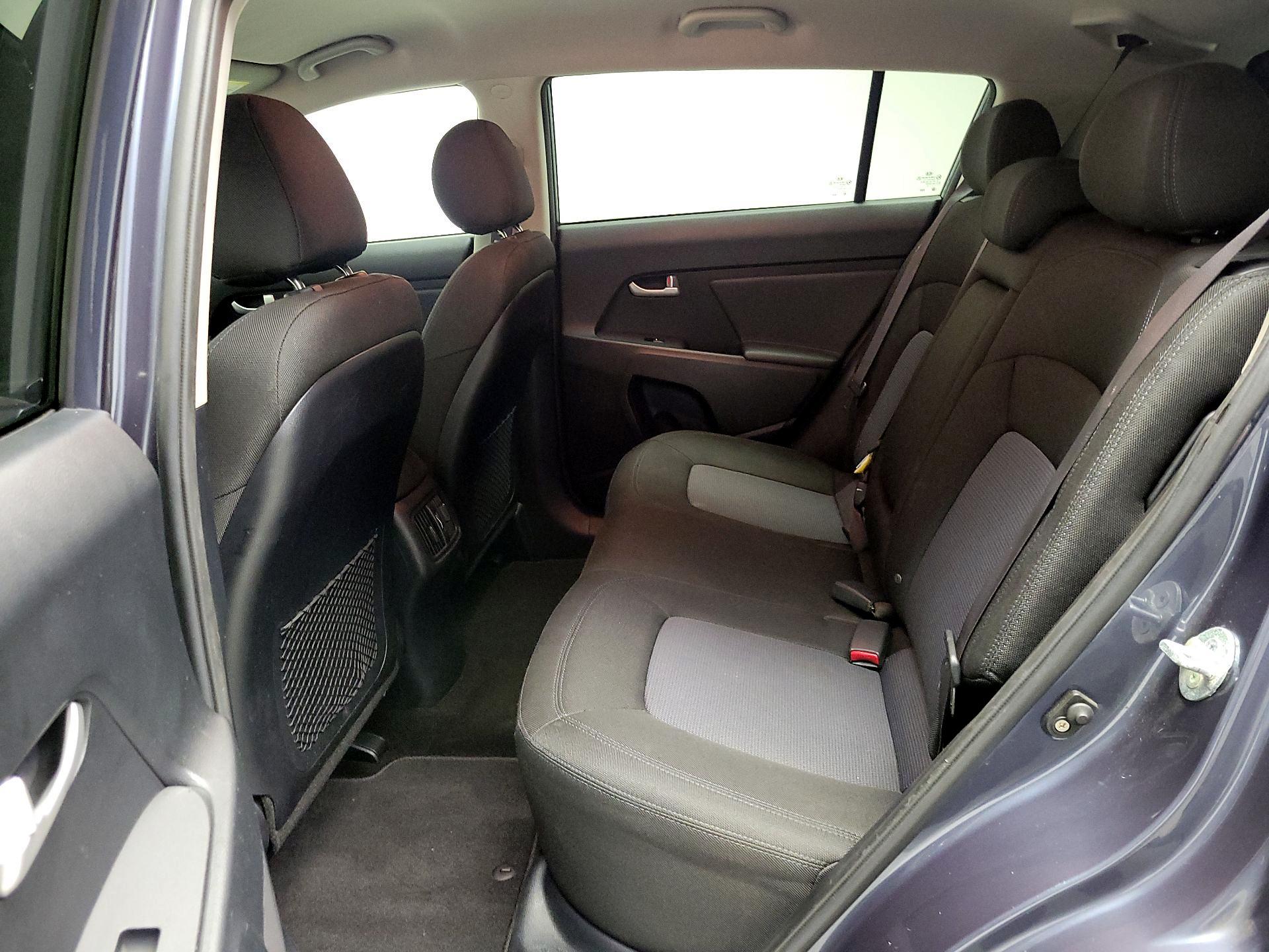 Thumbnail: 2014 Kia Sportage - 18