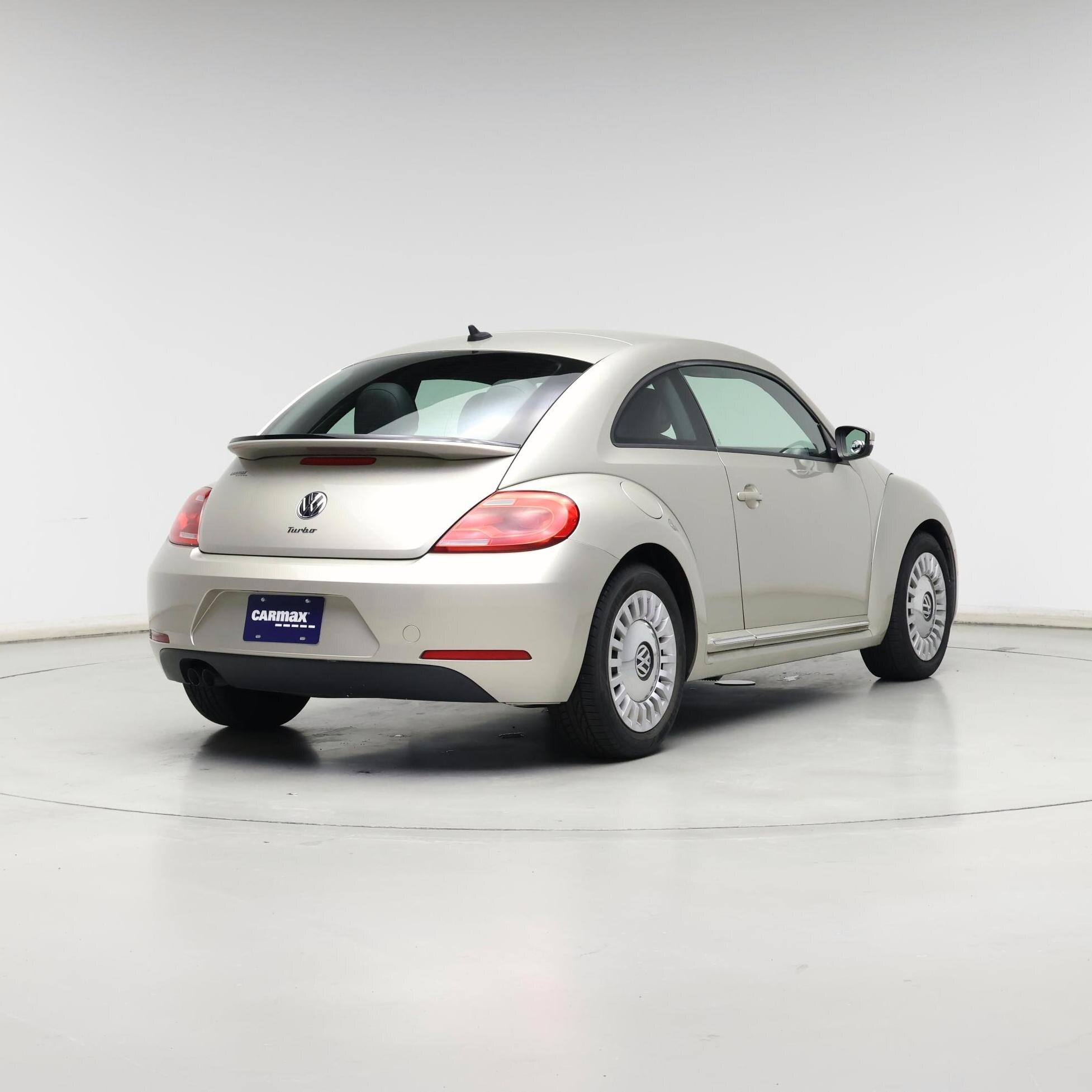 Thumbnail: 2016 Volkswagen Beetle - 8