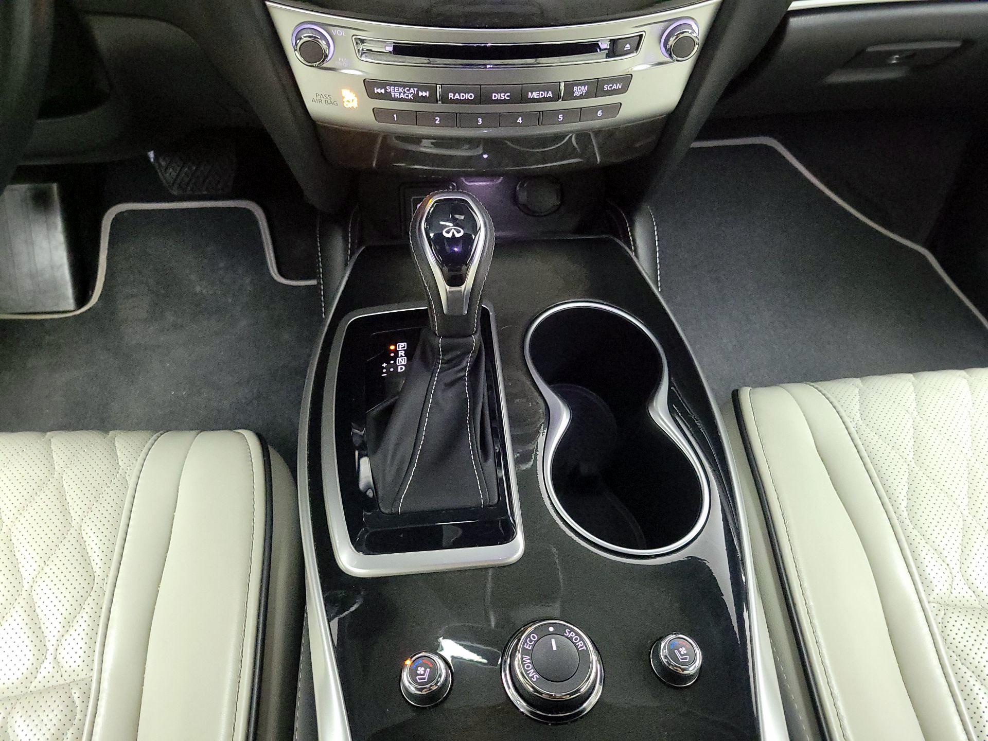 Thumbnail: 2019 INFINITI QX60 - 18