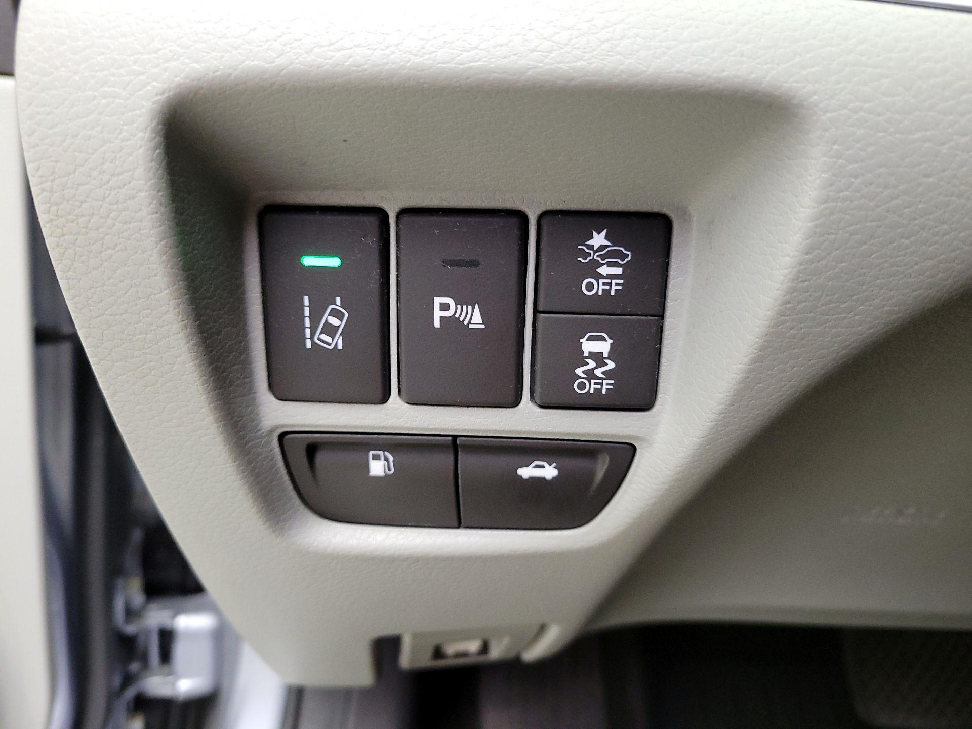 Thumbnail: 2015 Acura TLX - 13