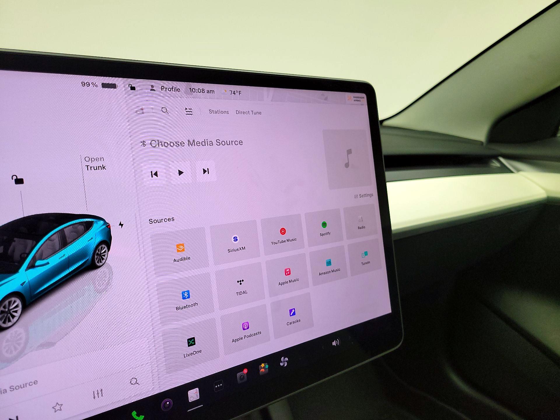 Thumbnail: 2022 Tesla Model 3 - 15