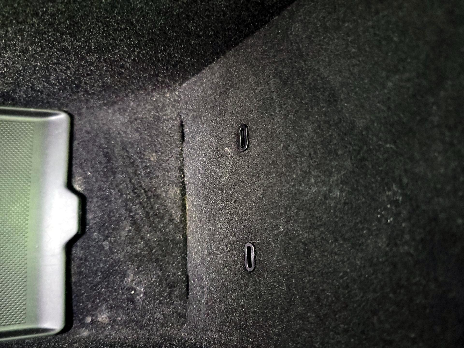 Thumbnail: 2022 Tesla Model 3 - 18