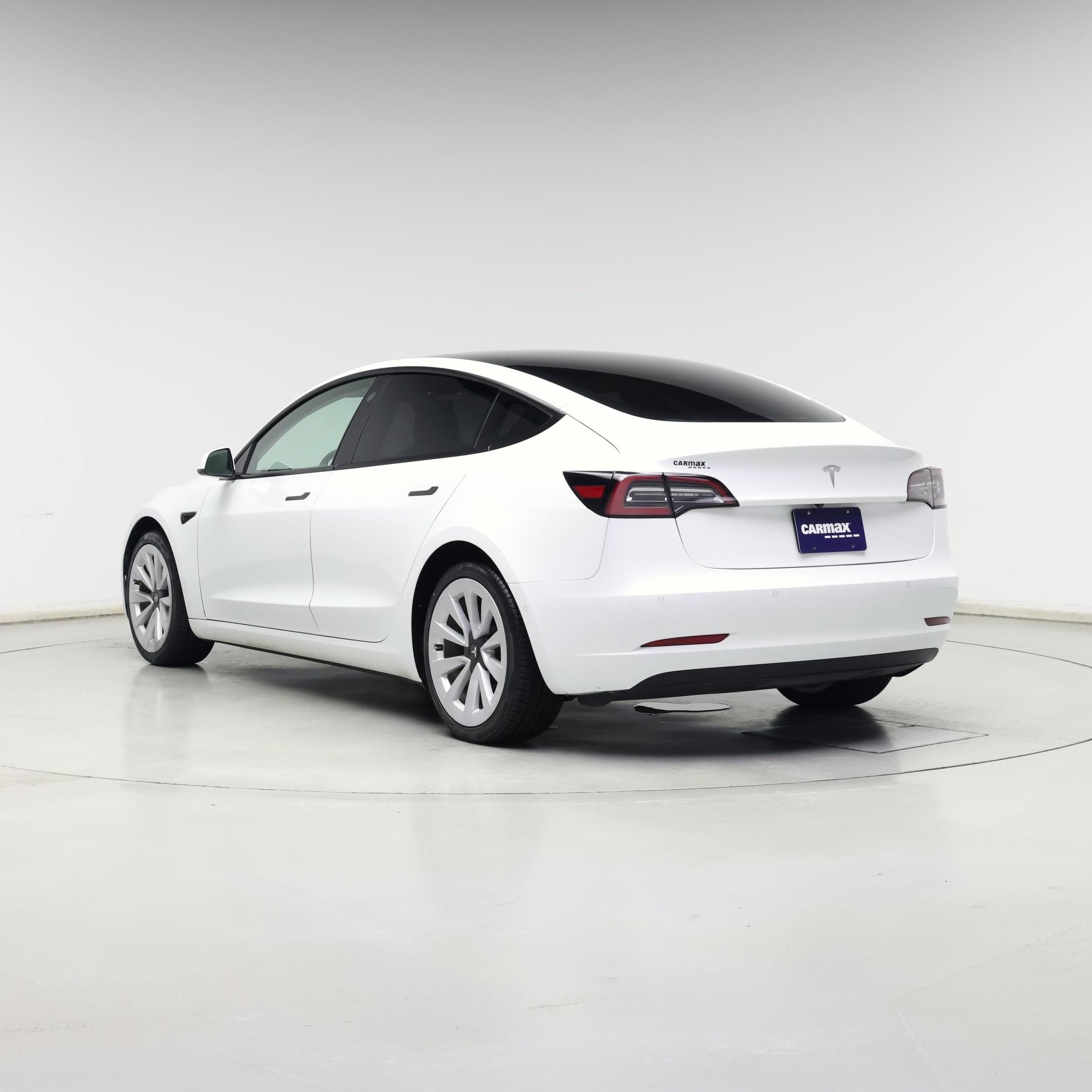 Thumbnail: 2022 Tesla Model 3 - 2