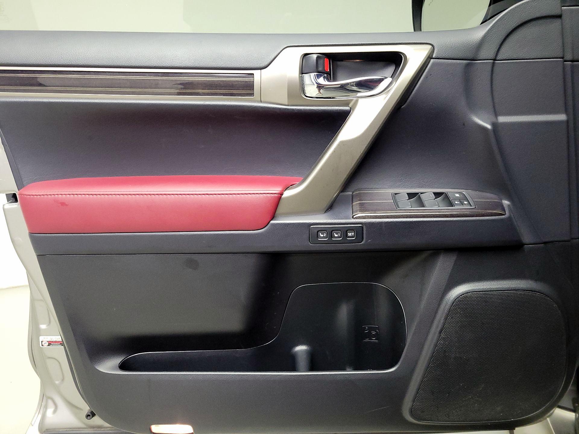 Thumbnail: 2021 Lexus GX - 12