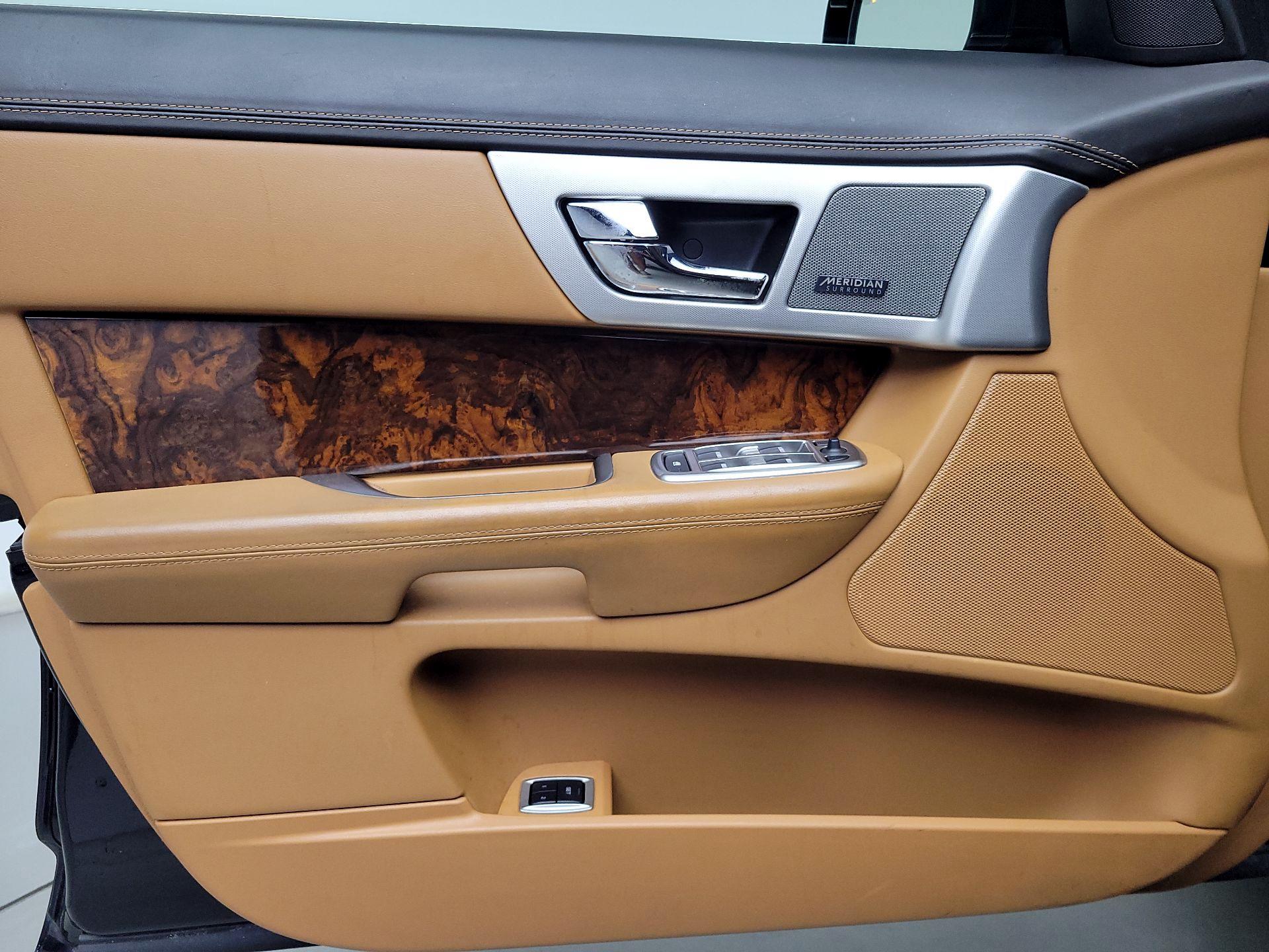 Thumbnail: 2015 Jaguar XF - 12