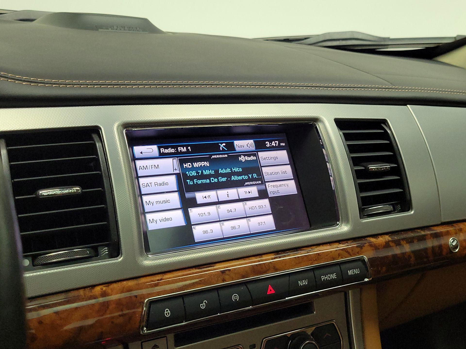 Thumbnail: 2015 Jaguar XF - 16