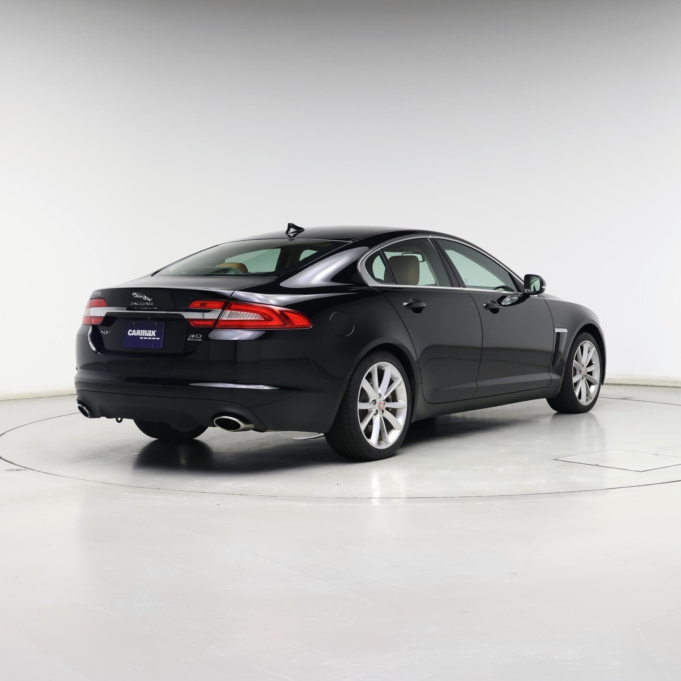 Thumbnail: 2015 Jaguar XF - 8
