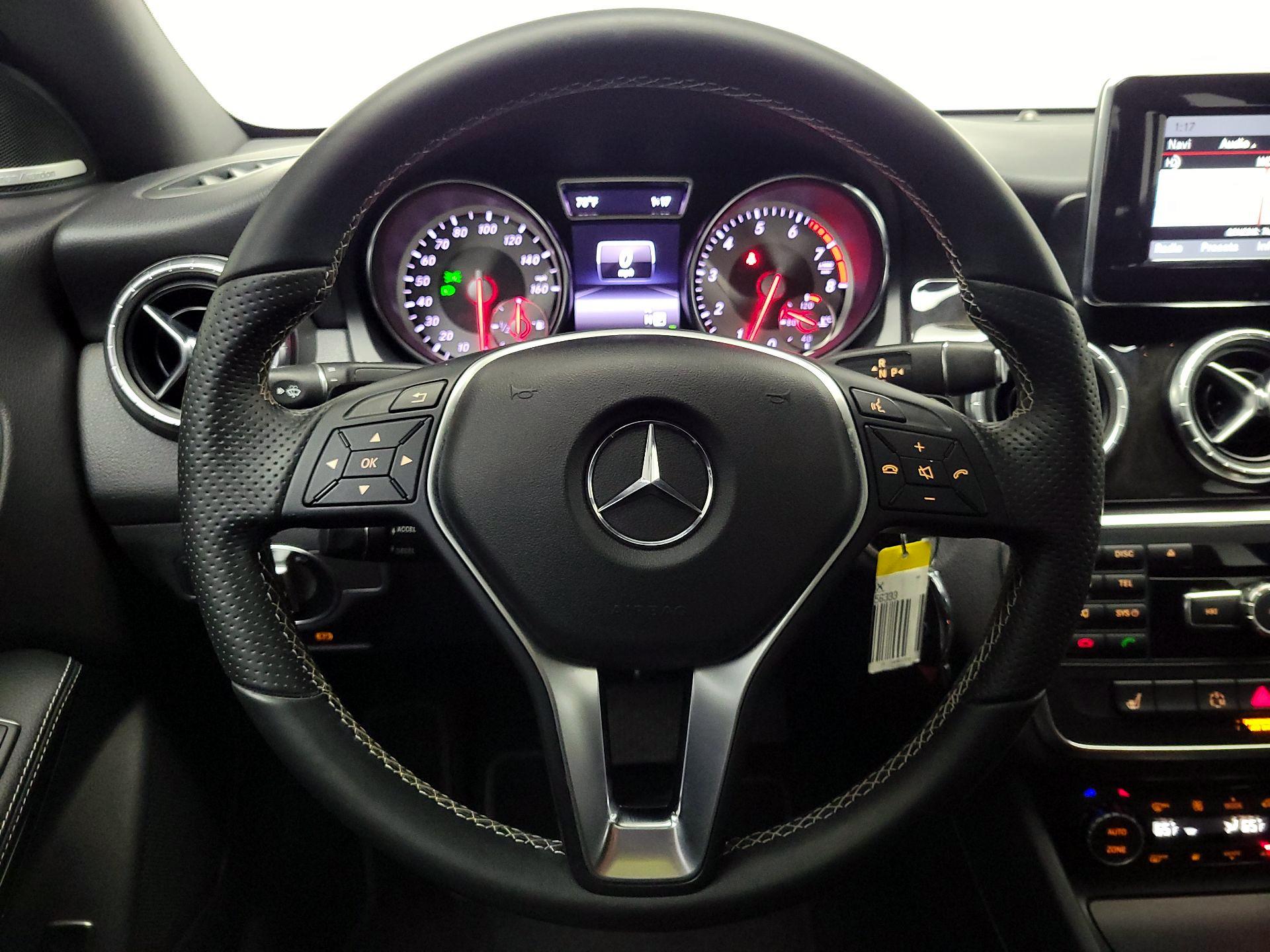 Thumbnail: 2014 Mercedes-Benz CLA - 10