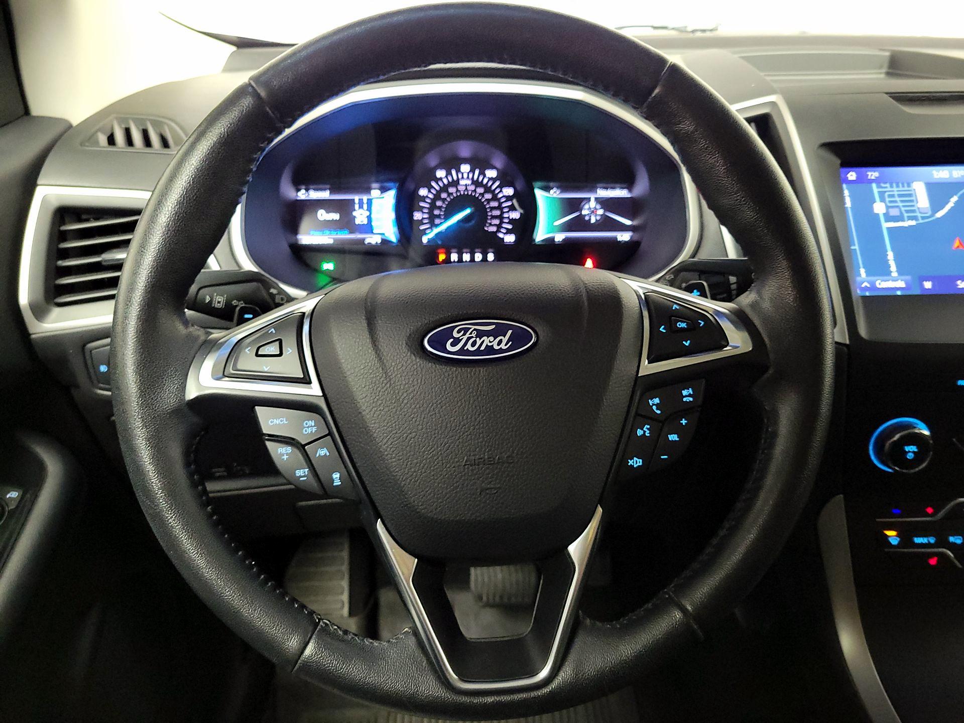 Thumbnail: 2020 Ford Edge - 10