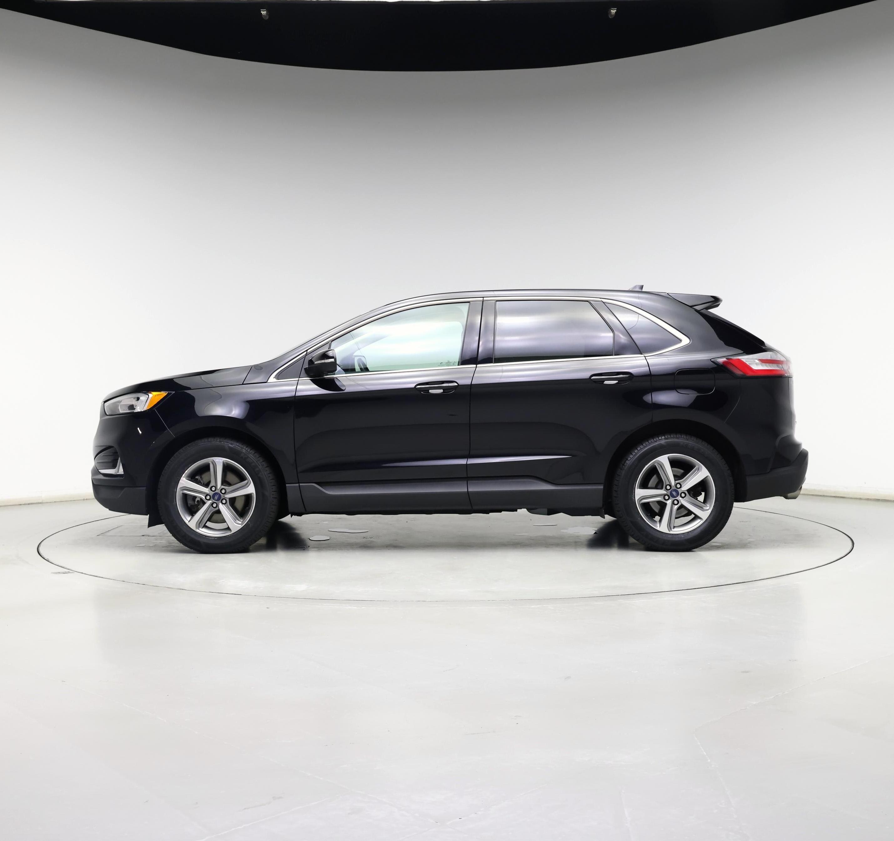 Thumbnail: 2020 Ford Edge - 3