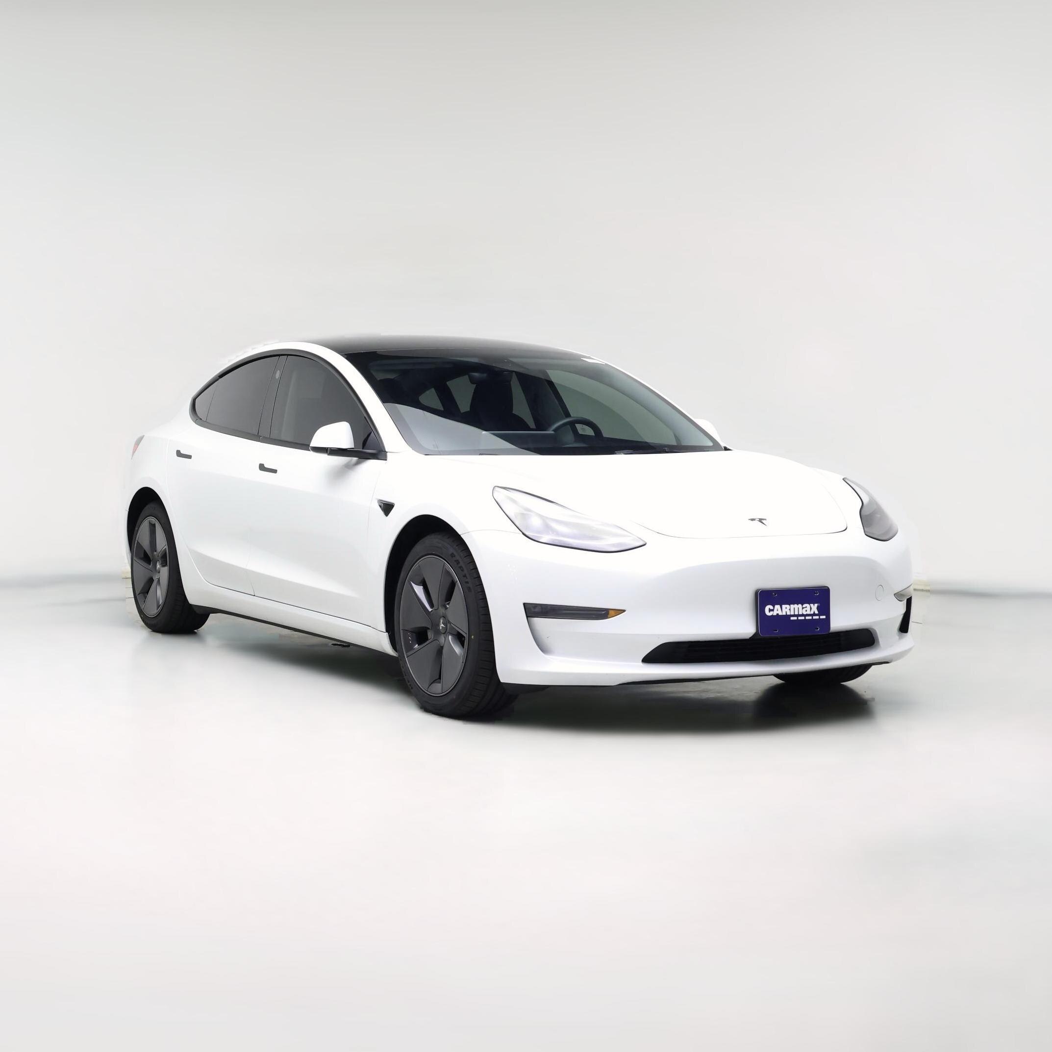Thumbnail: 2023 Tesla Model 3 - 1