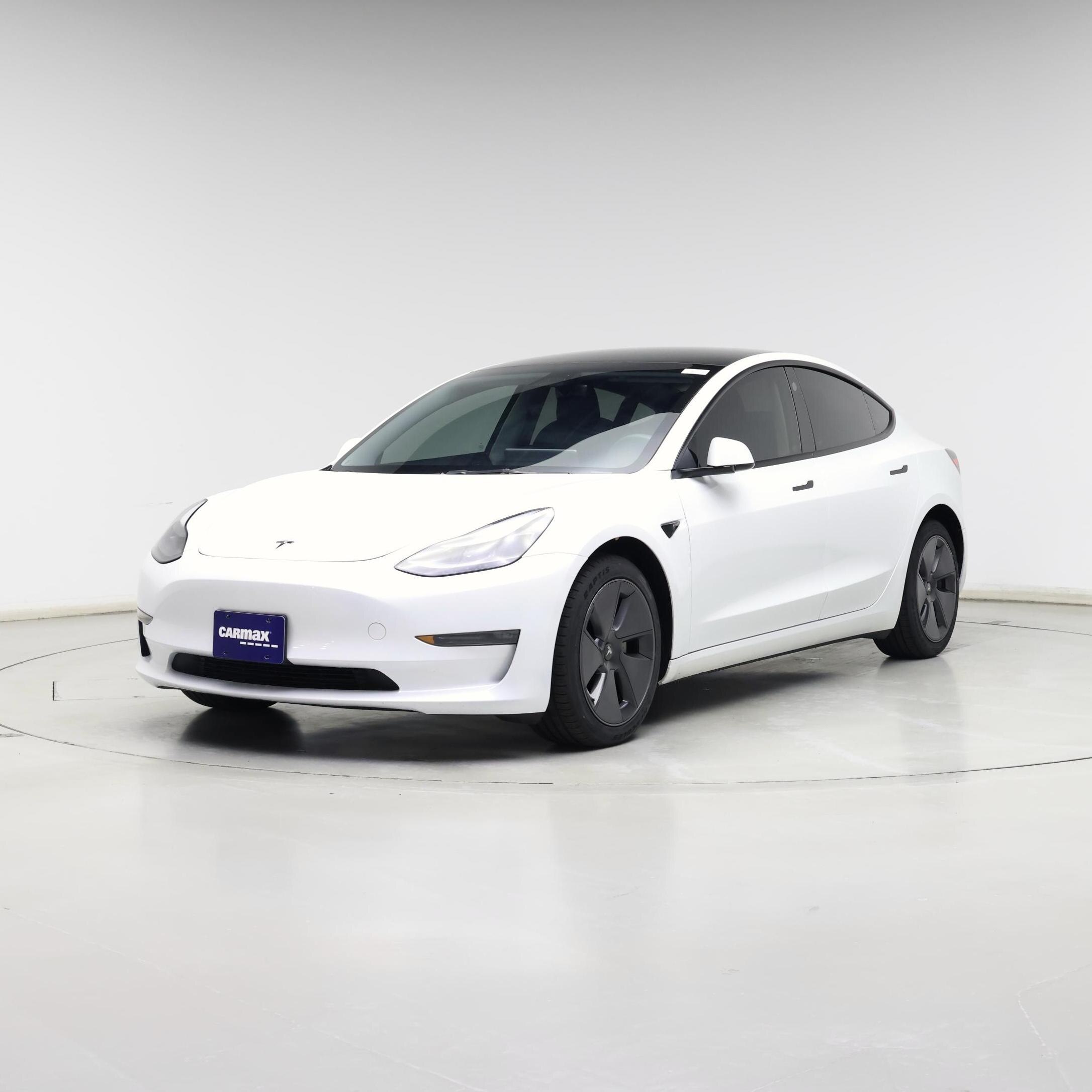 Thumbnail: 2023 Tesla Model 3 - 4