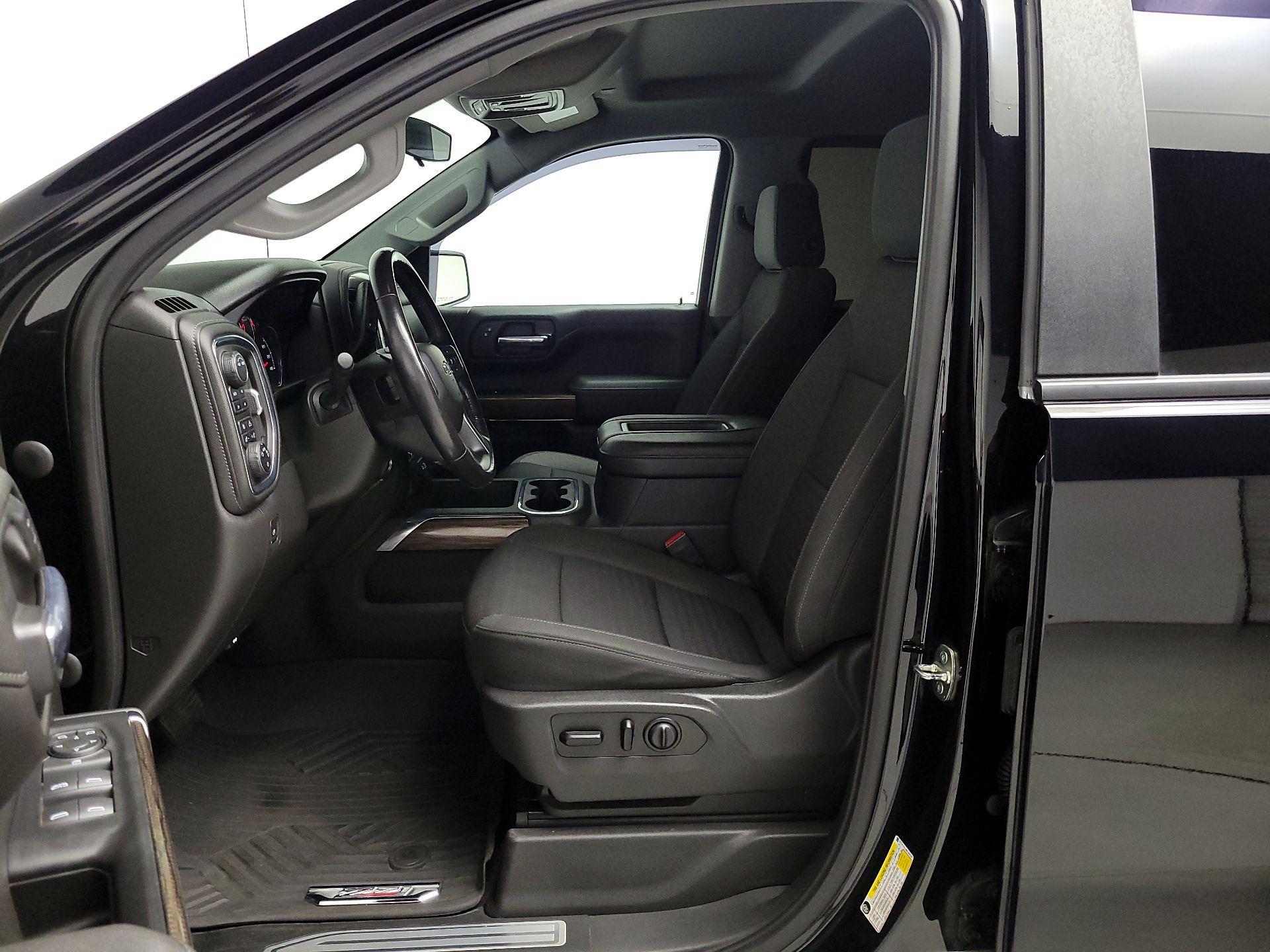 Thumbnail: 2021 Chevrolet Silverado 1500 - 11