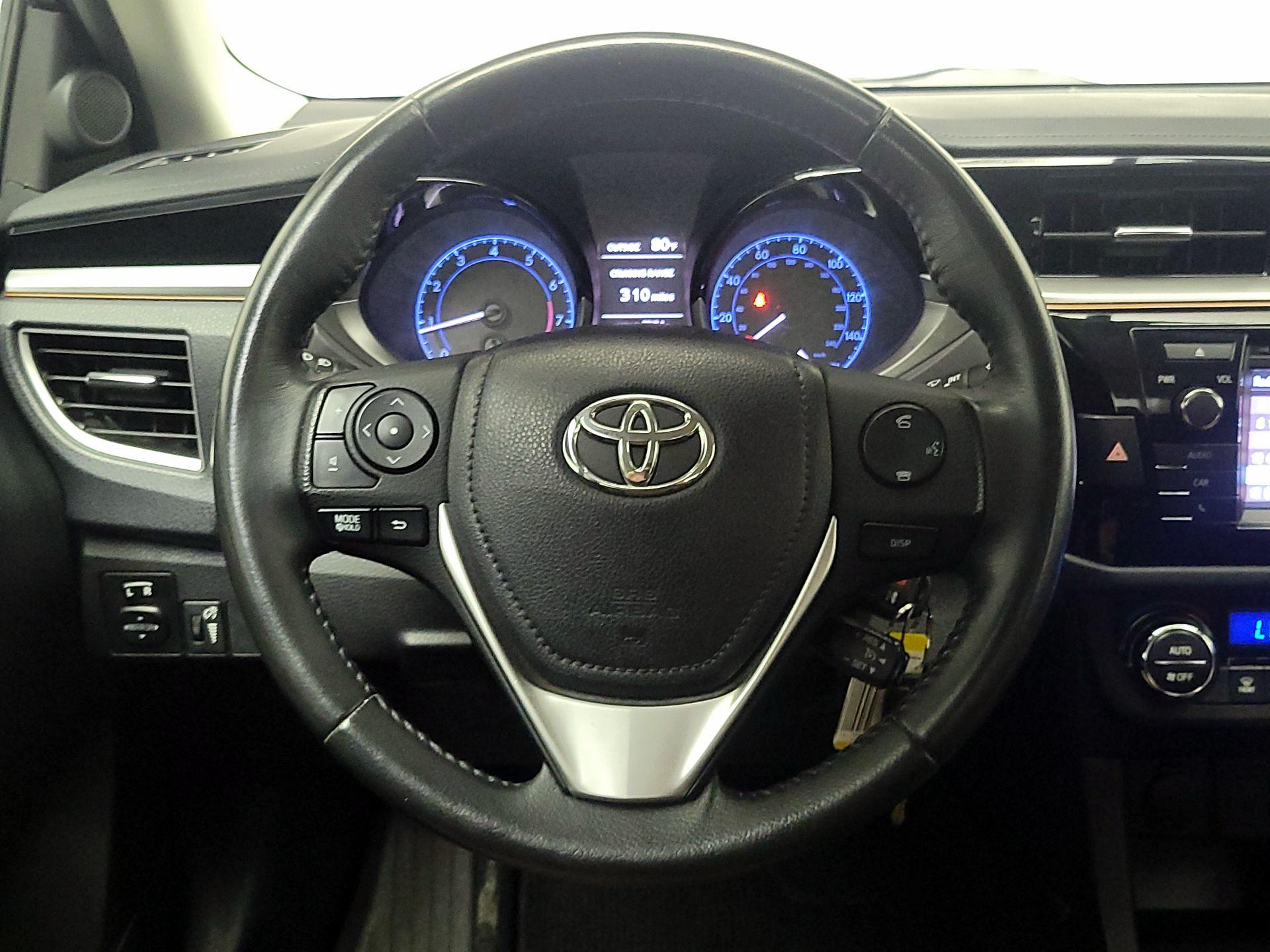 Thumbnail: 2014 Toyota Corolla - 10