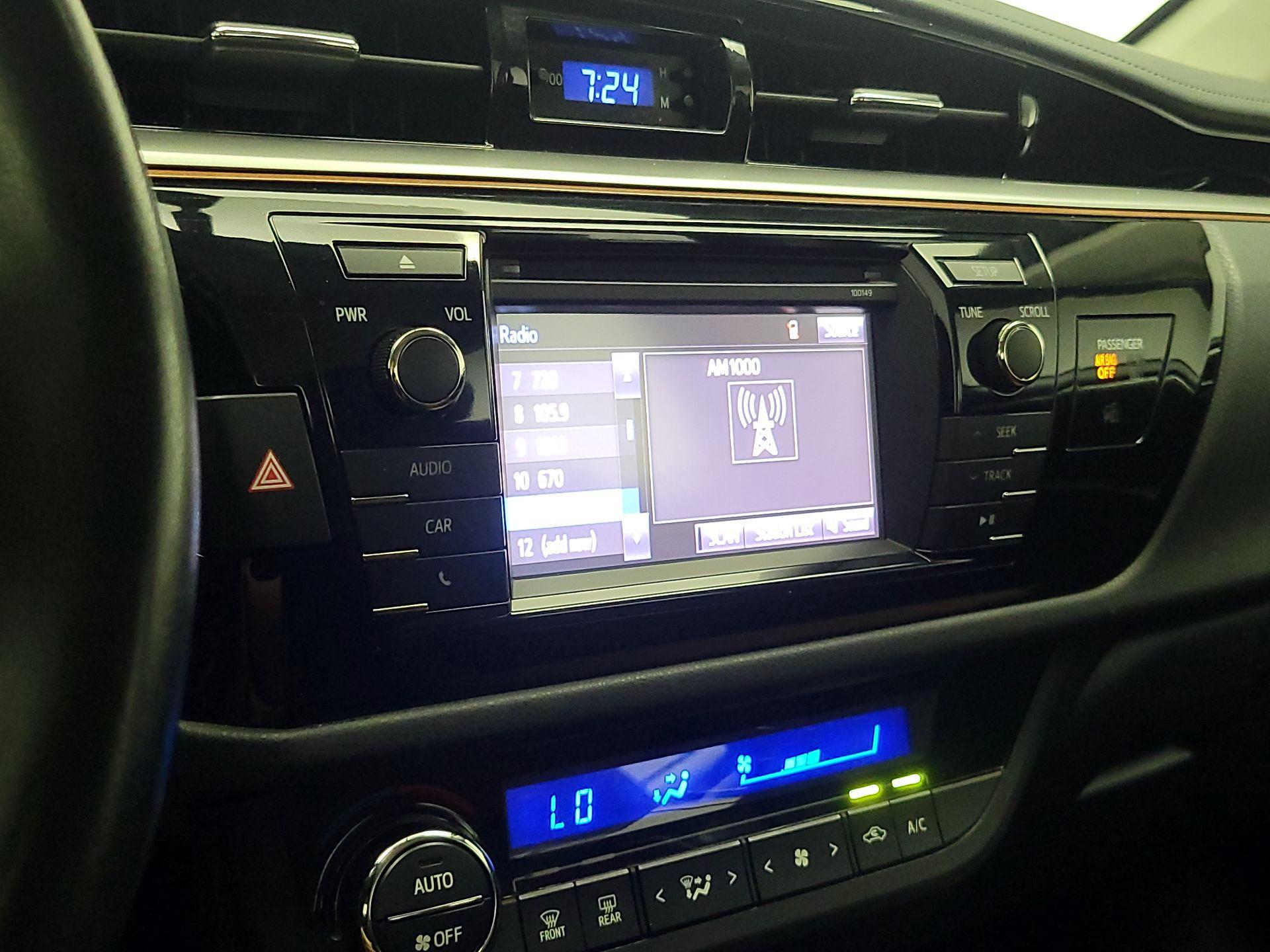 Thumbnail: 2014 Toyota Corolla - 15