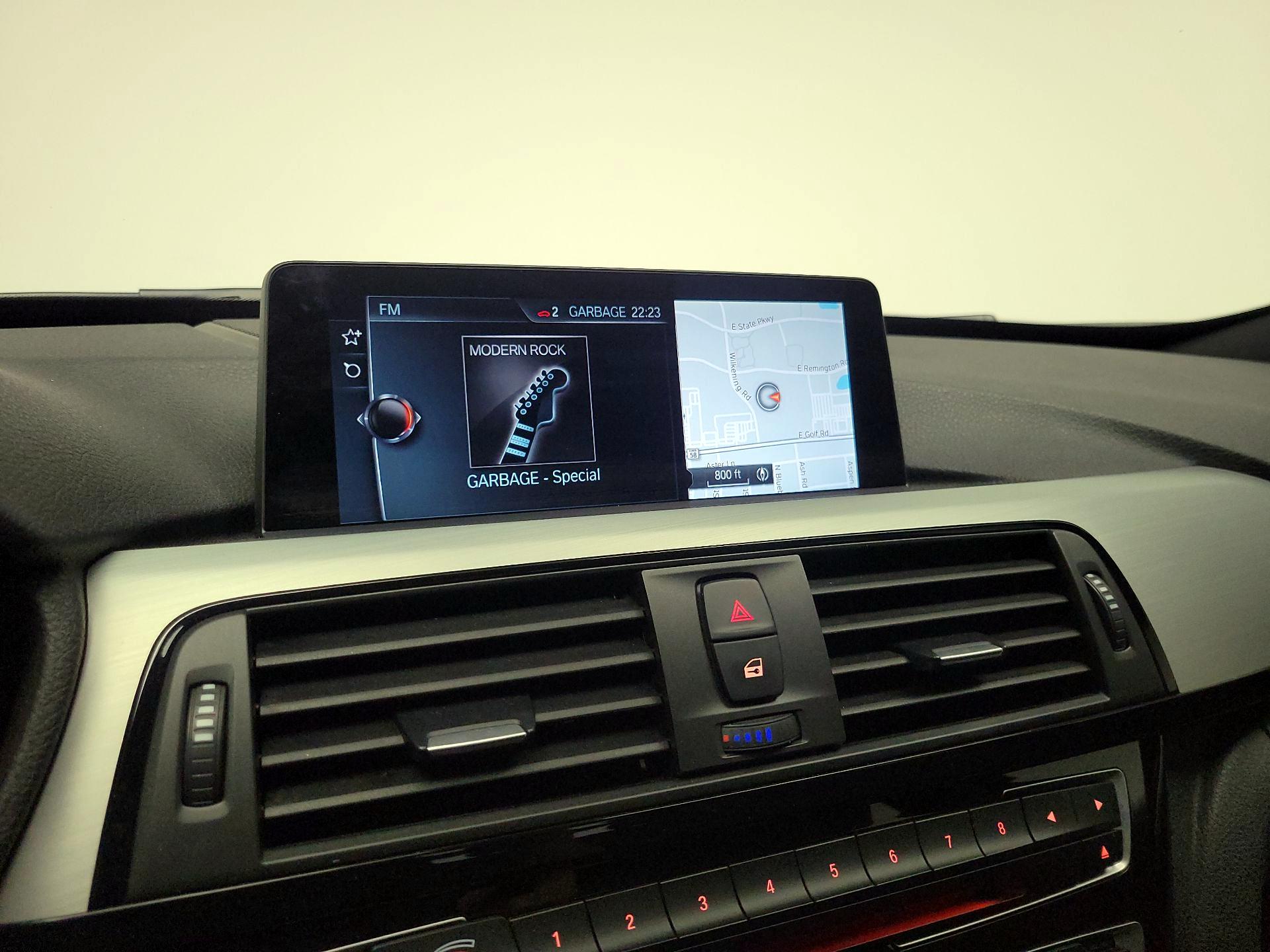 Thumbnail: 2017 BMW 3 Series - 16