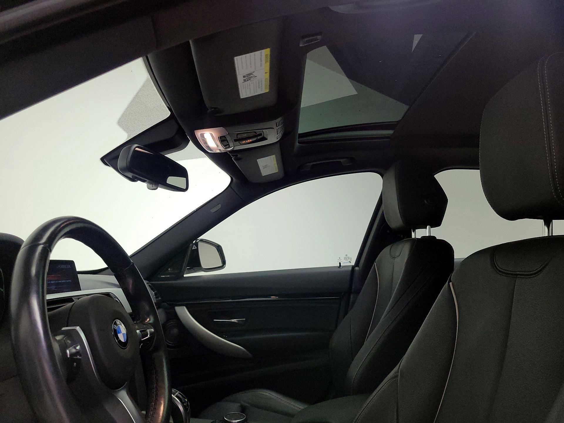 Thumbnail: 2017 BMW 3 Series - 20